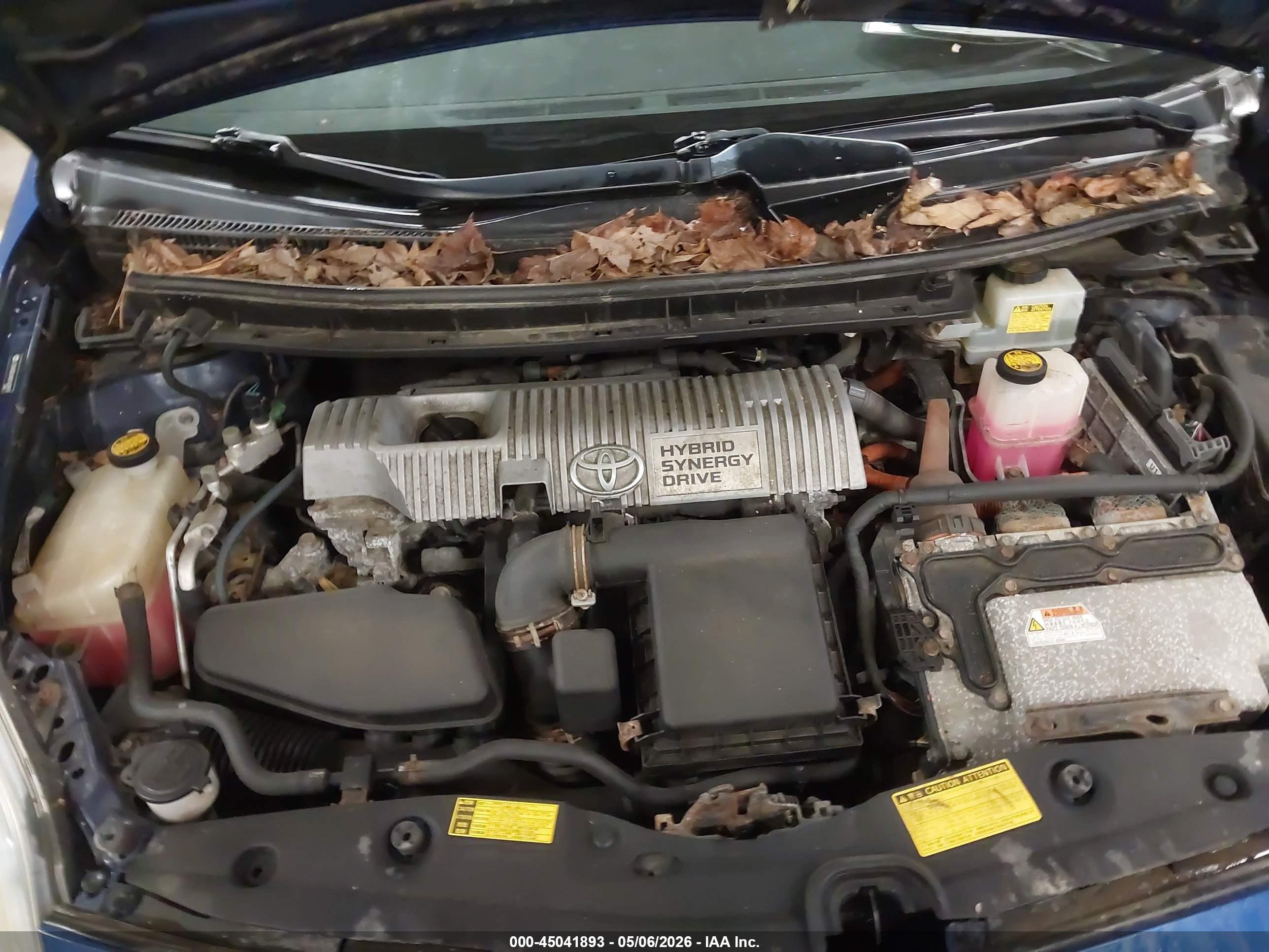 TOYOTA PRIUS image 10