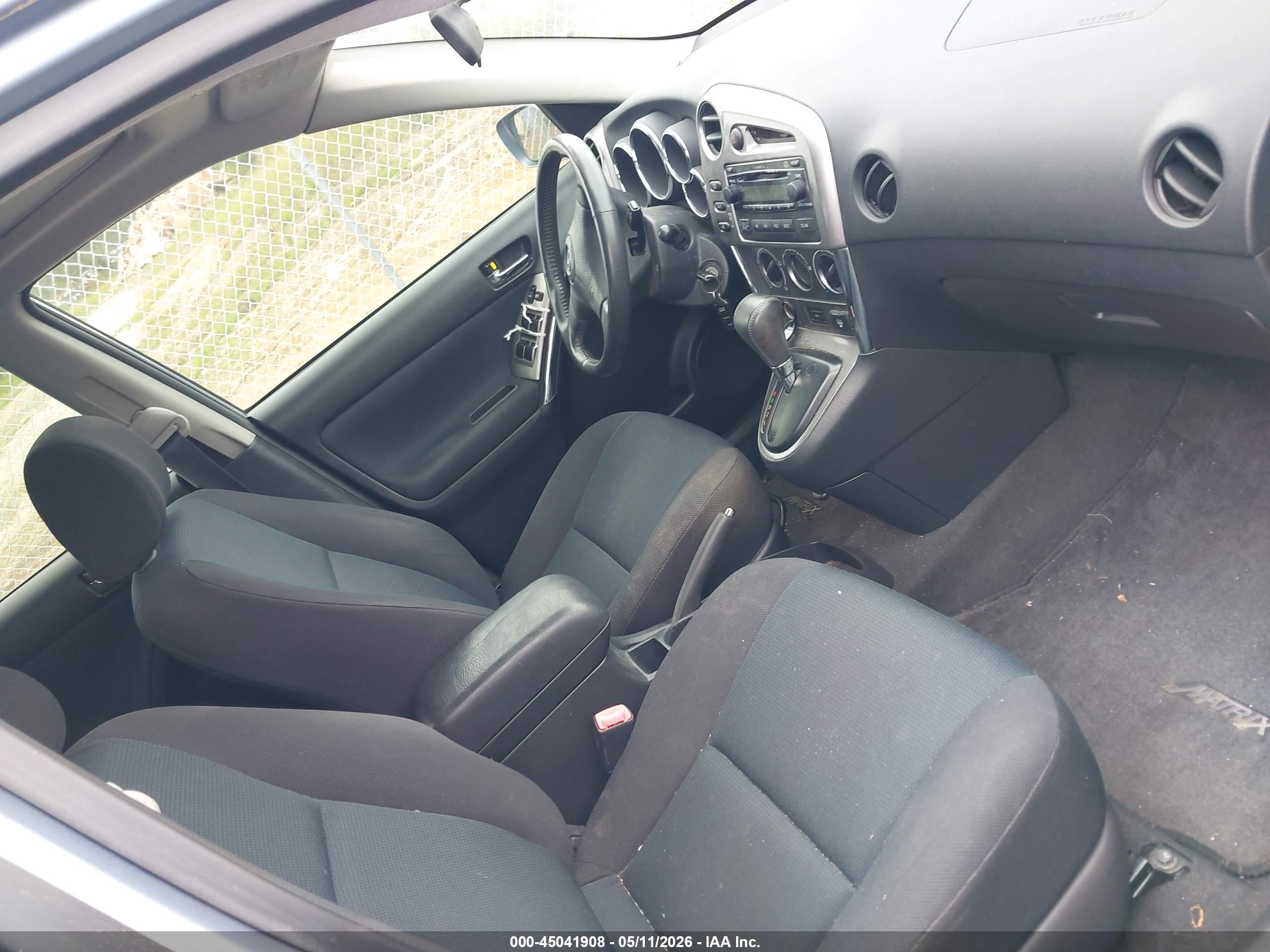 TOYOTA MATRIX image 5