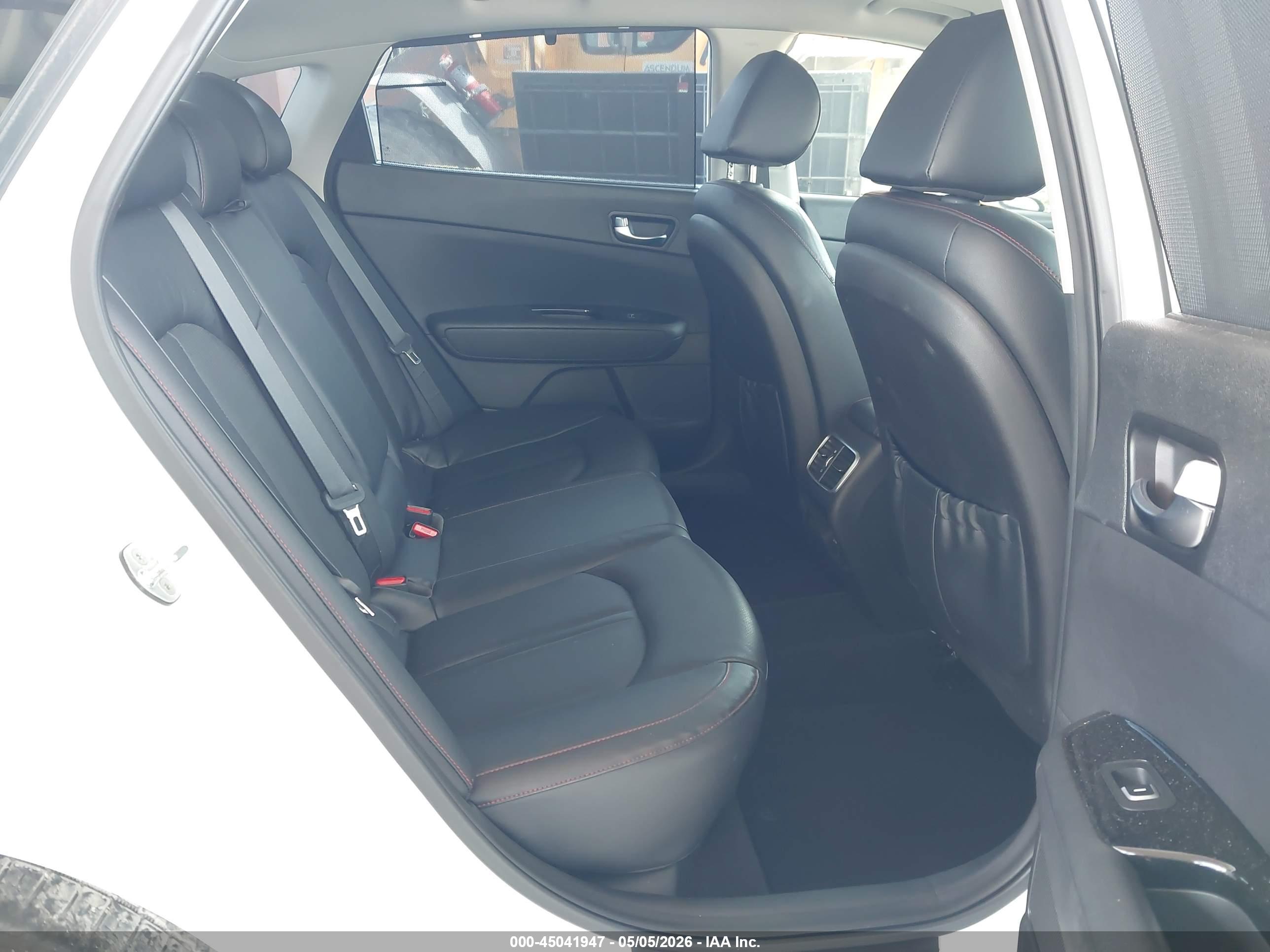 KIA OPTIMA image 8