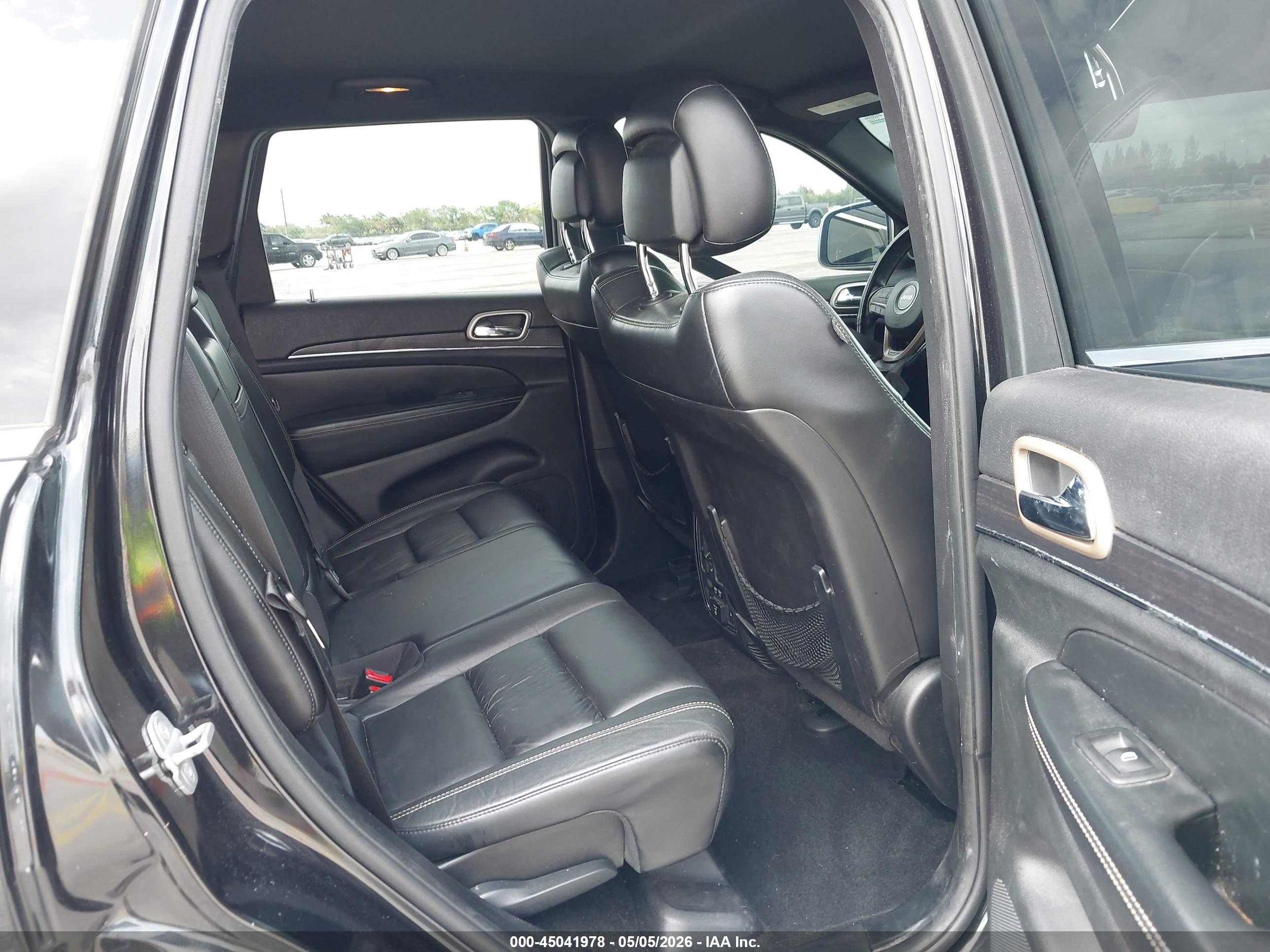 JEEP GRAND image 8