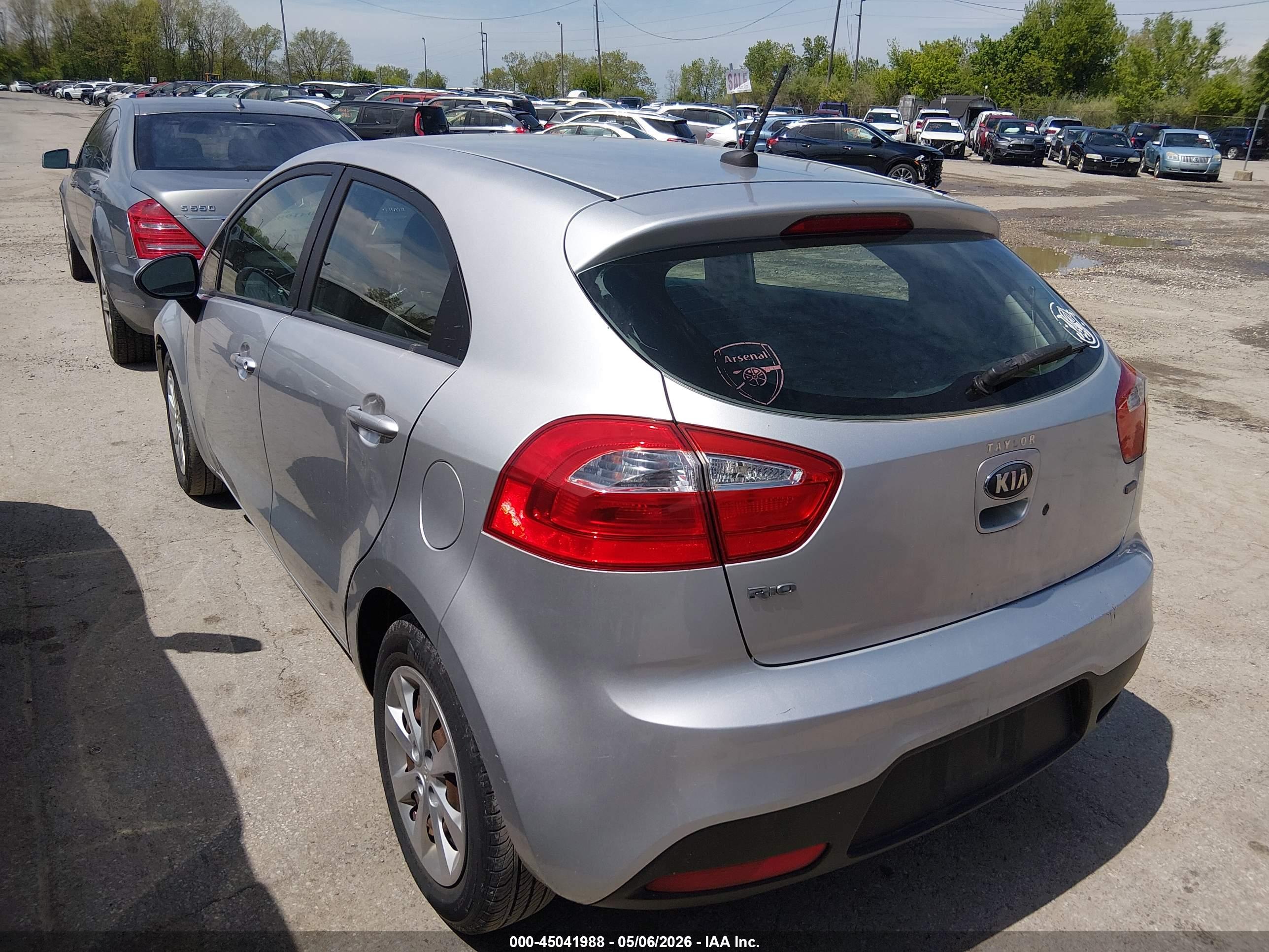 KIA RIO image 3