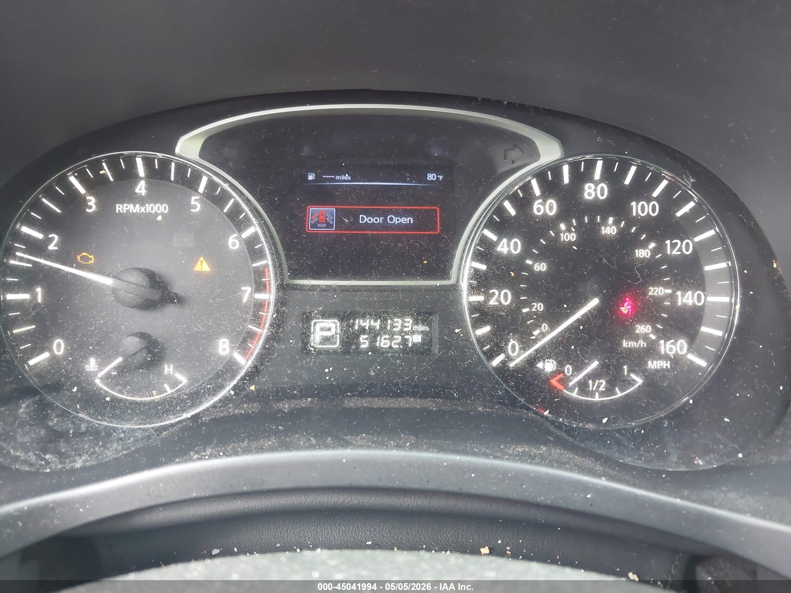 NISSAN PATHFINDER image 7
