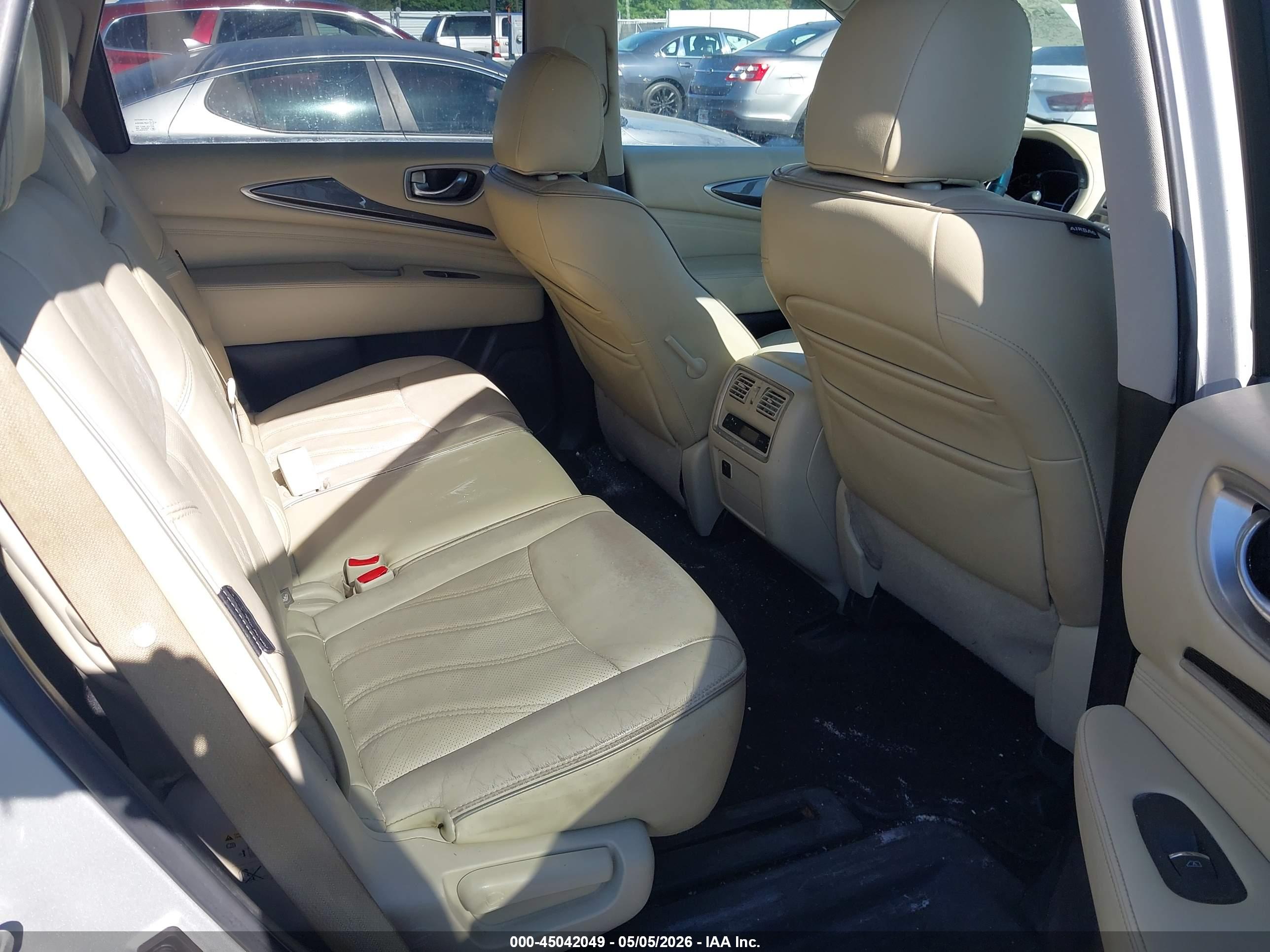 INFINITI QX60 image 8