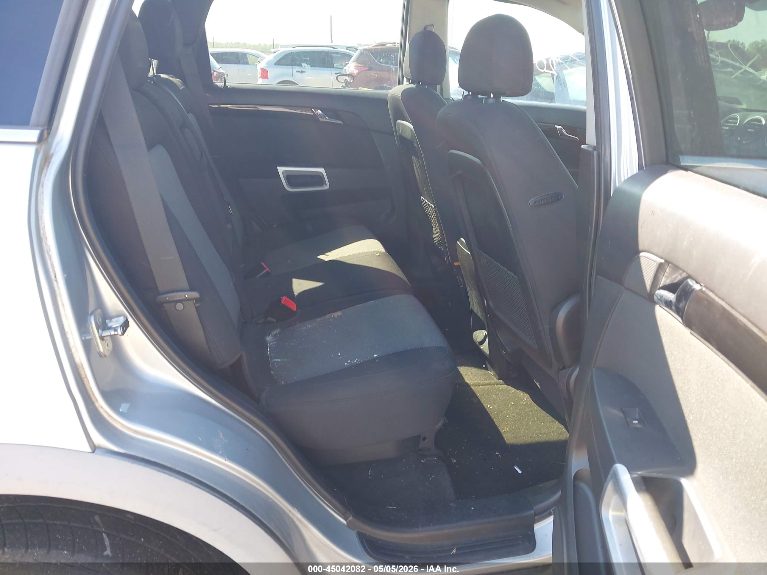 CHEVROLET CAPTIVA image 8