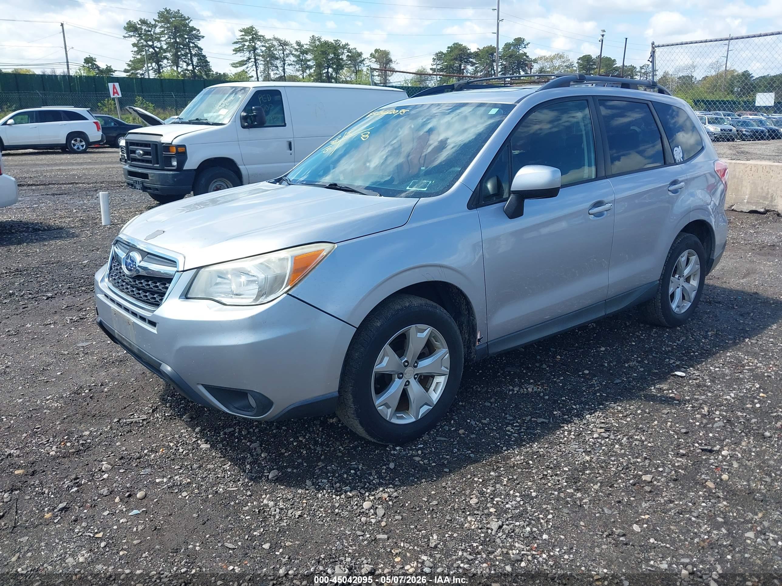 SUBARU FORESTER image 2