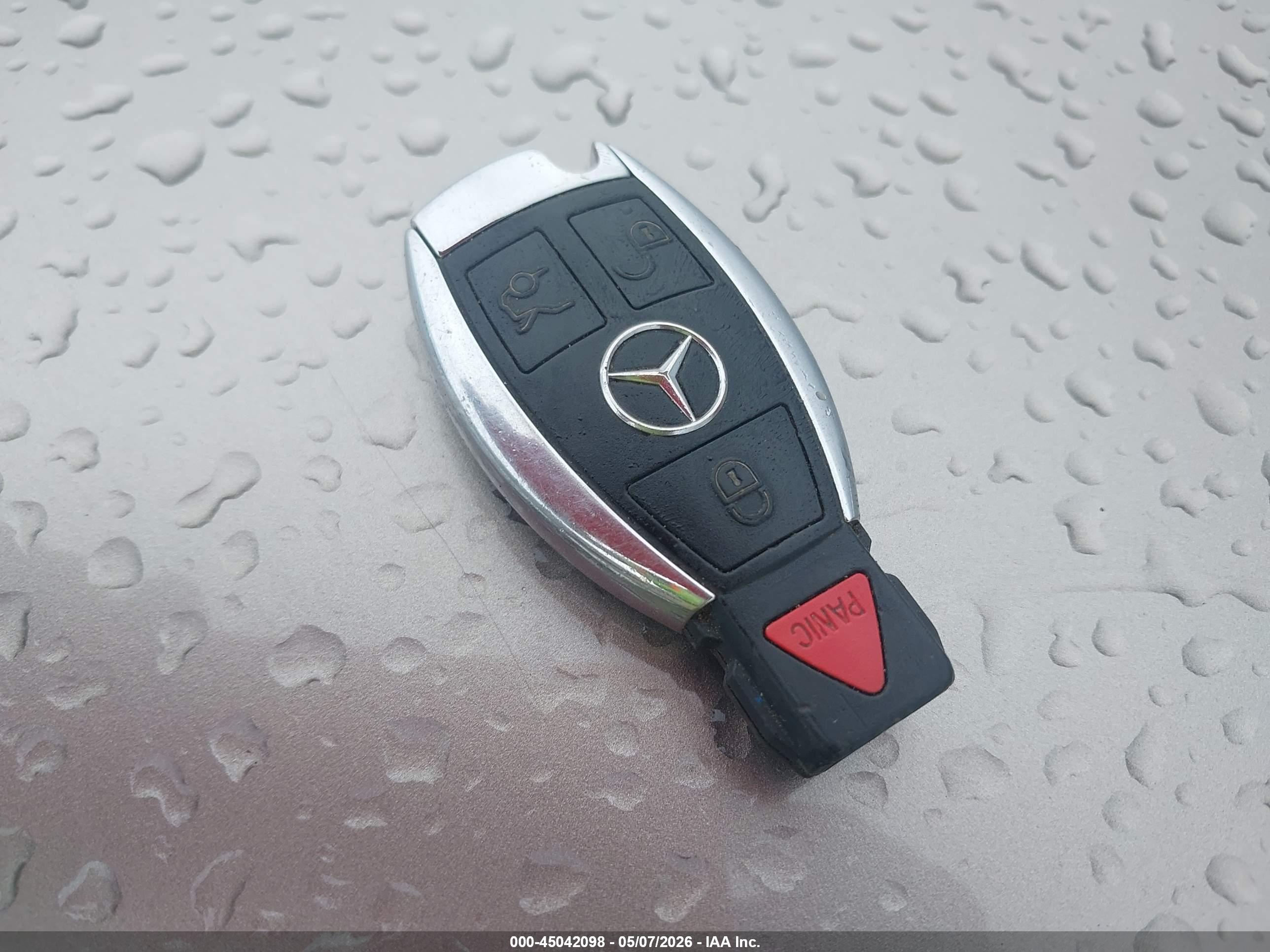 MERCEDES-BENZ C image 11