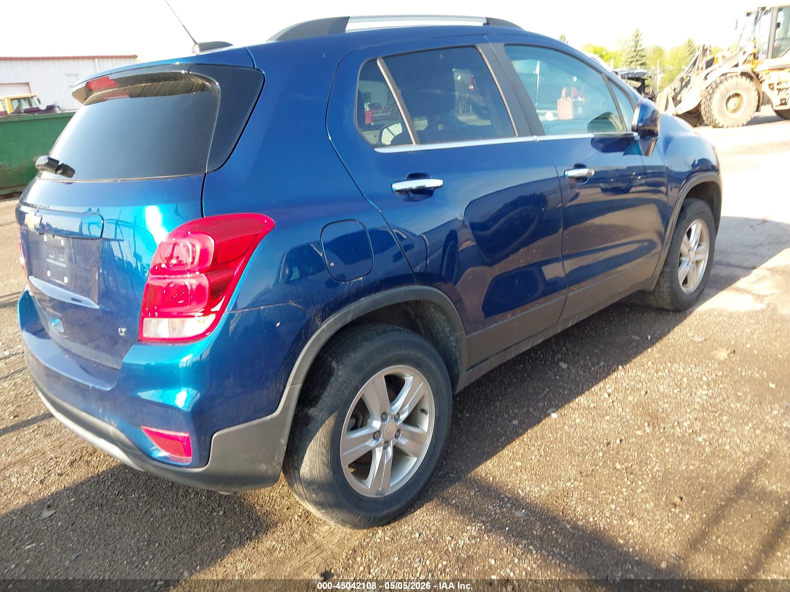 CHEVROLET TRAX image 4