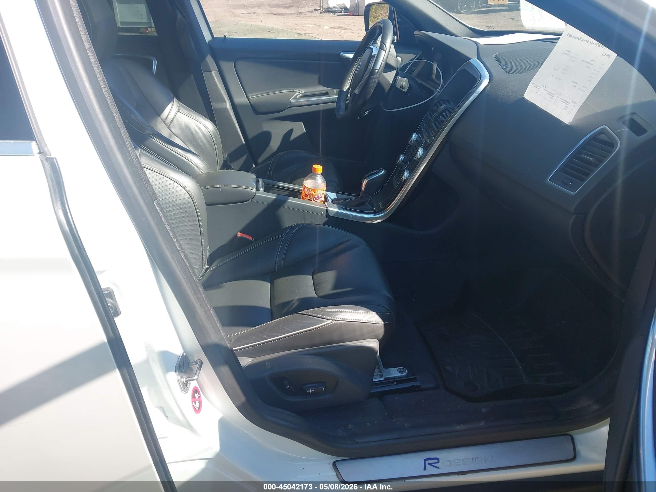VOLVO XC60 image 5
