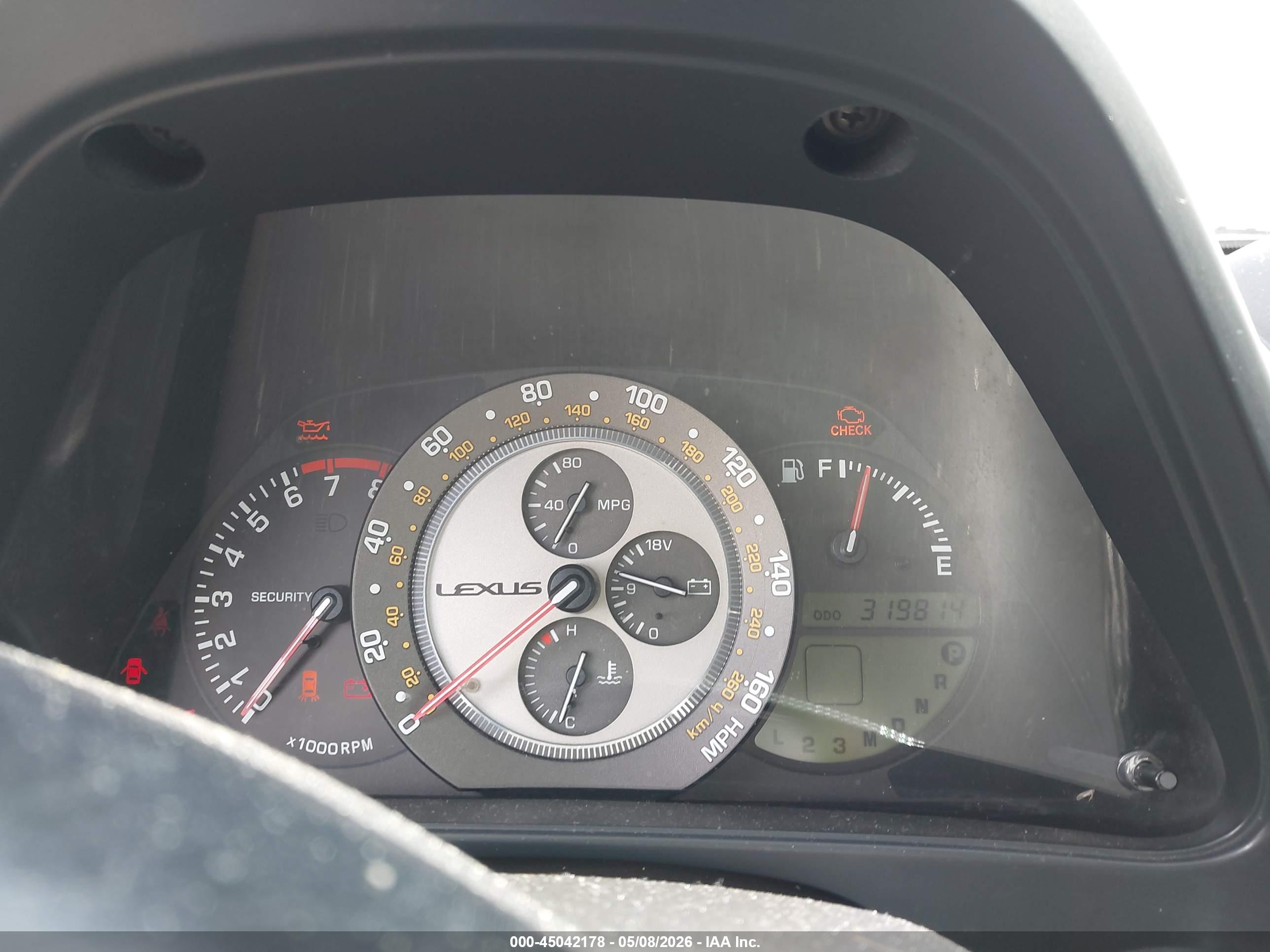 LEXUS IS image 7