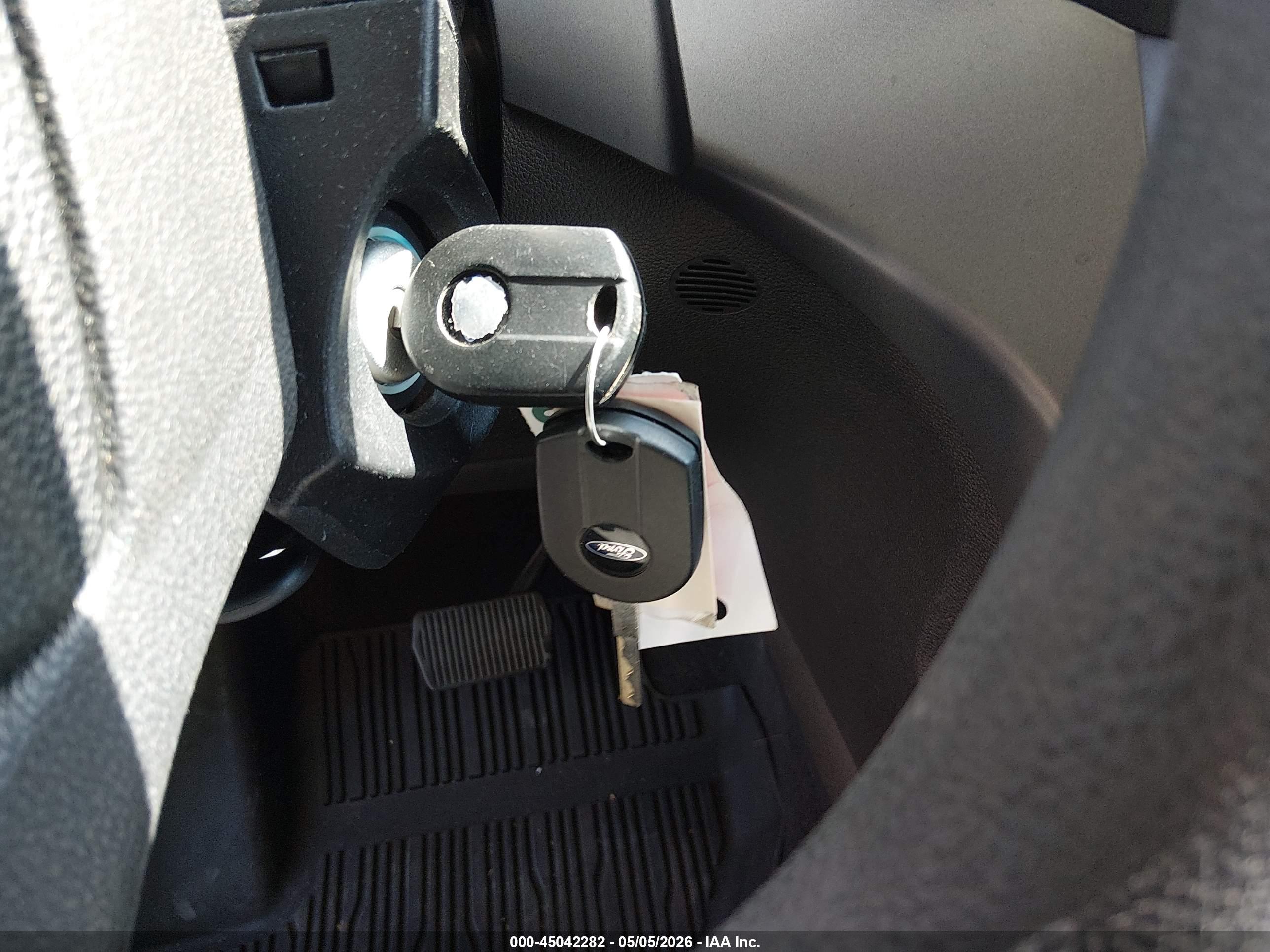 FORD ESCAPE image 11