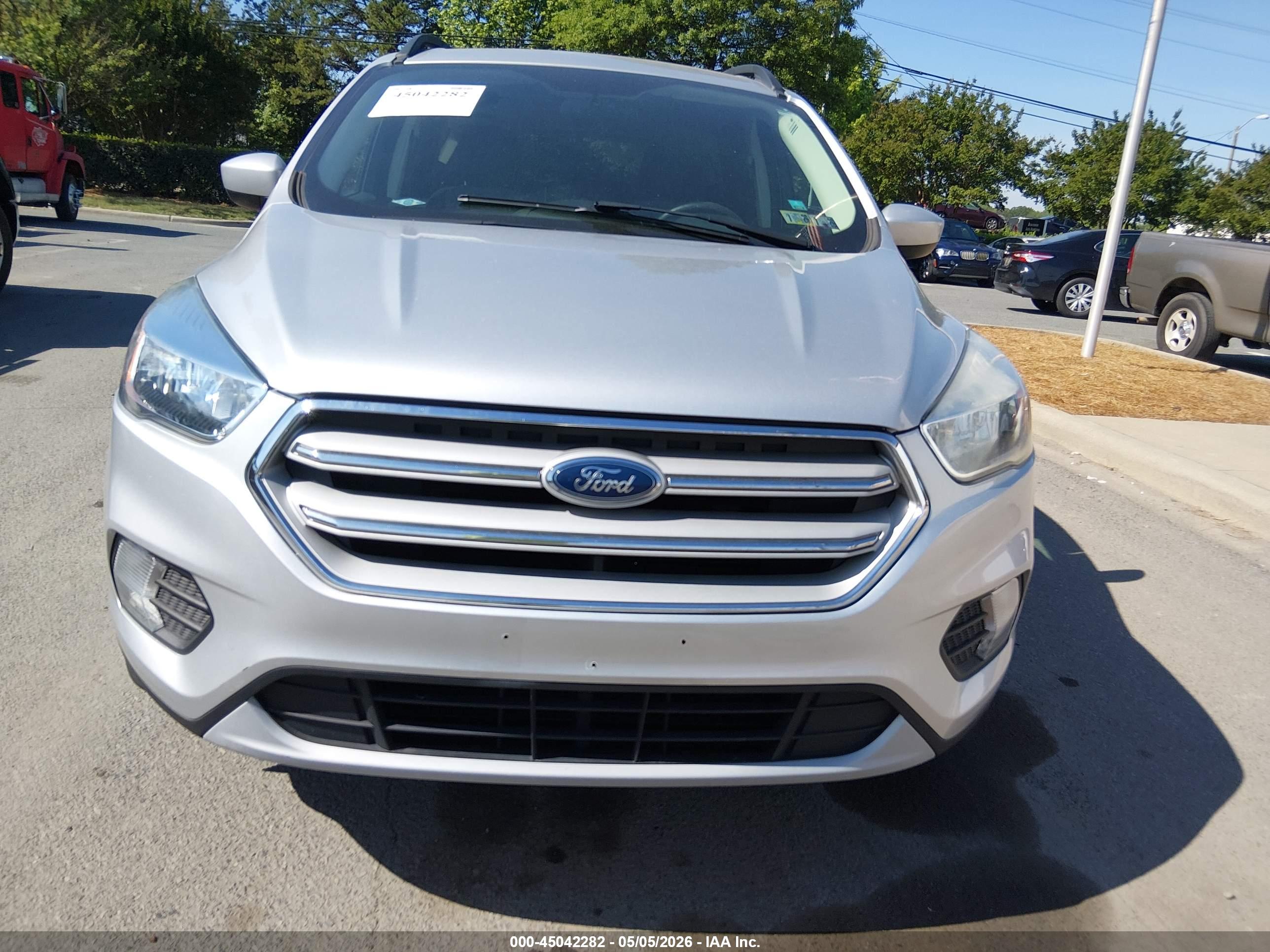 FORD ESCAPE image 6