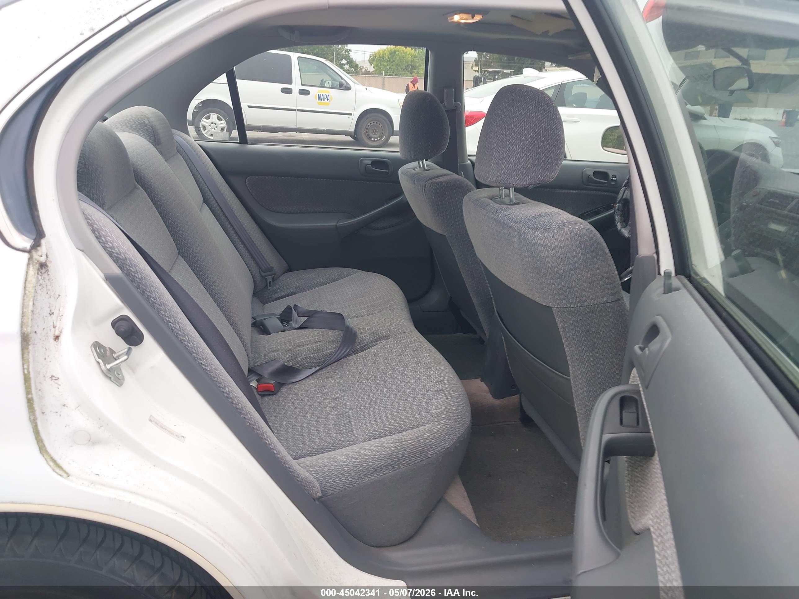 HONDA CIVIC image 8