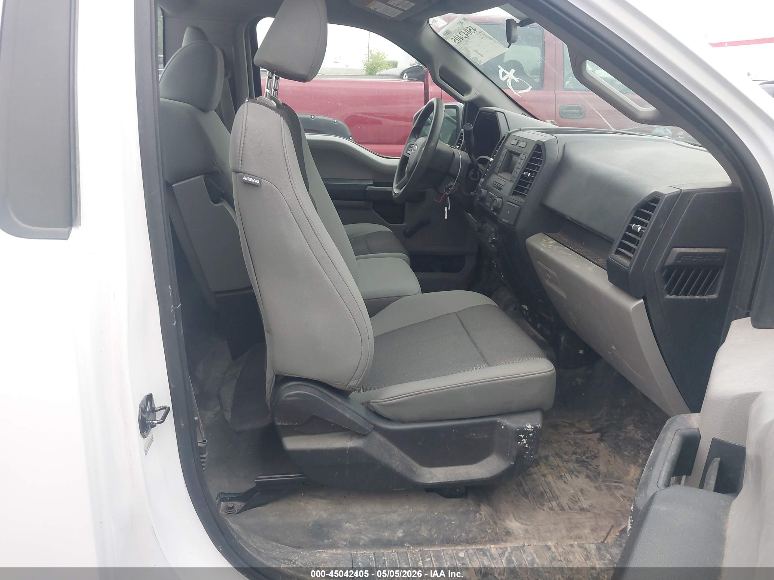 FORD F-150 image 8