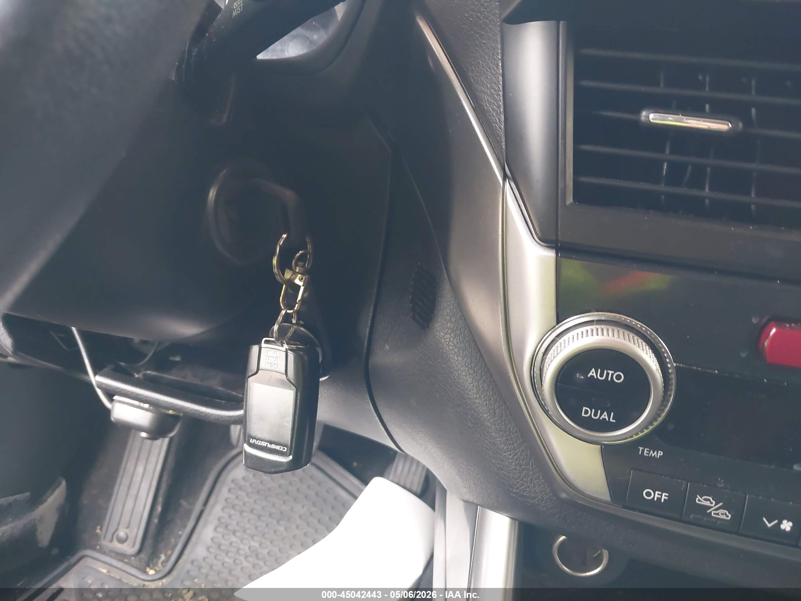 SUBARU FORESTER image 11