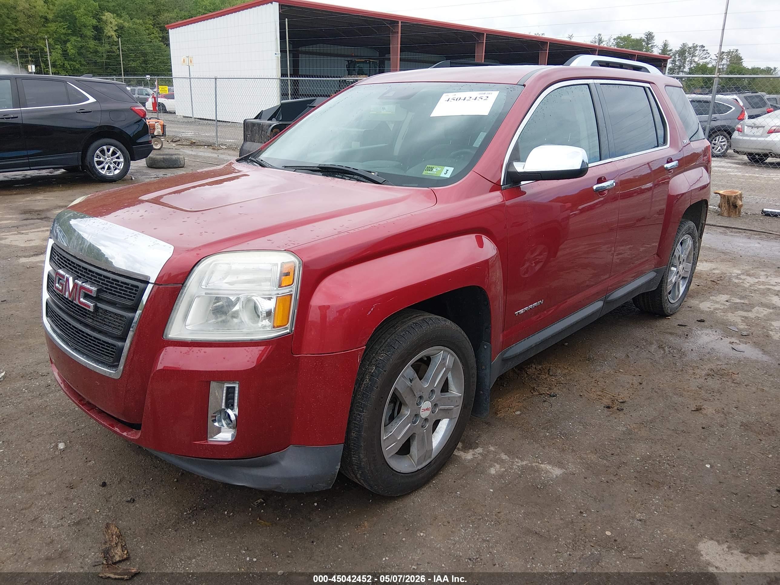 GMC TERRAIN image 2
