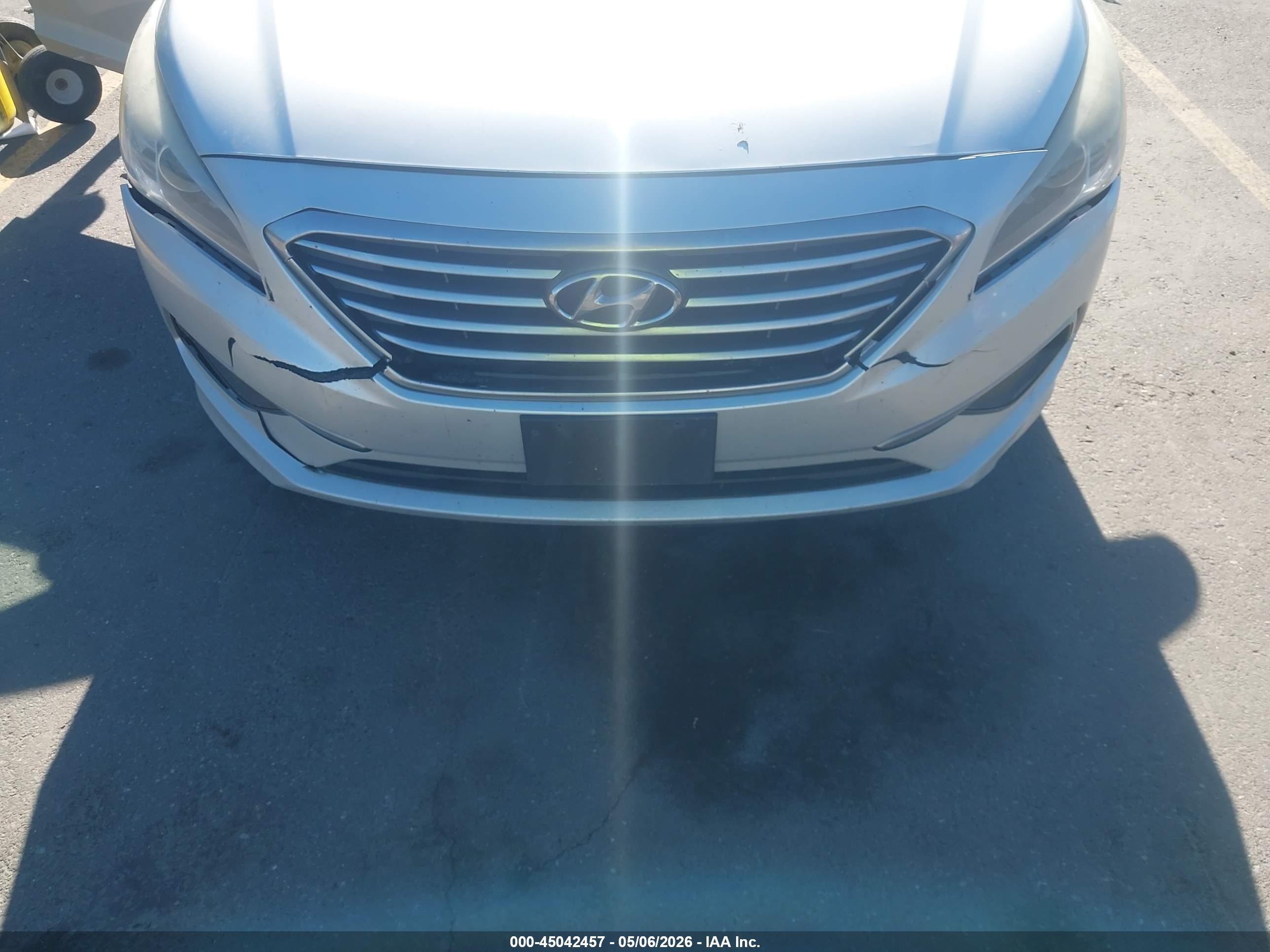 HYUNDAI SONATA image 6