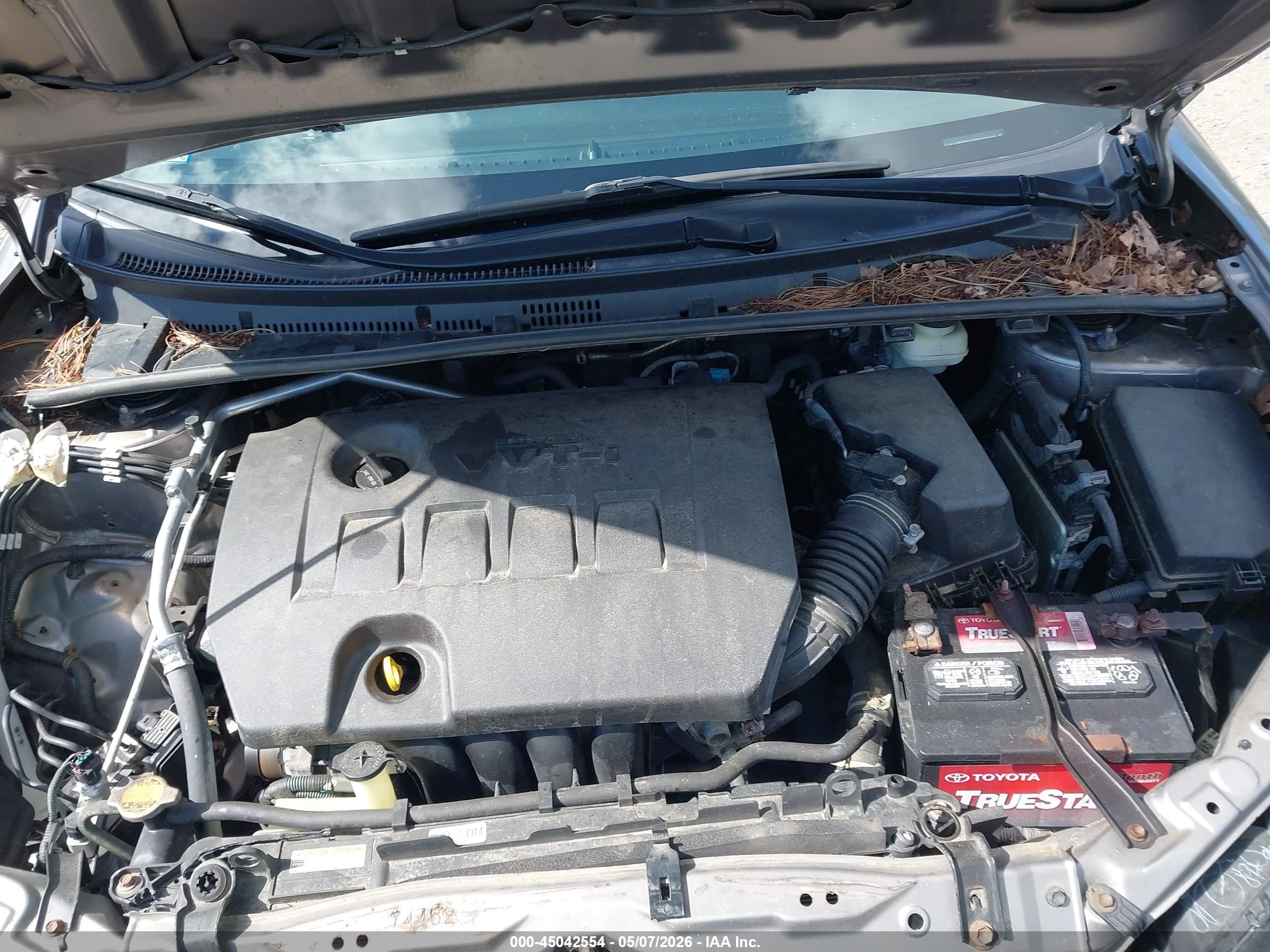 TOYOTA COROLLA image 10