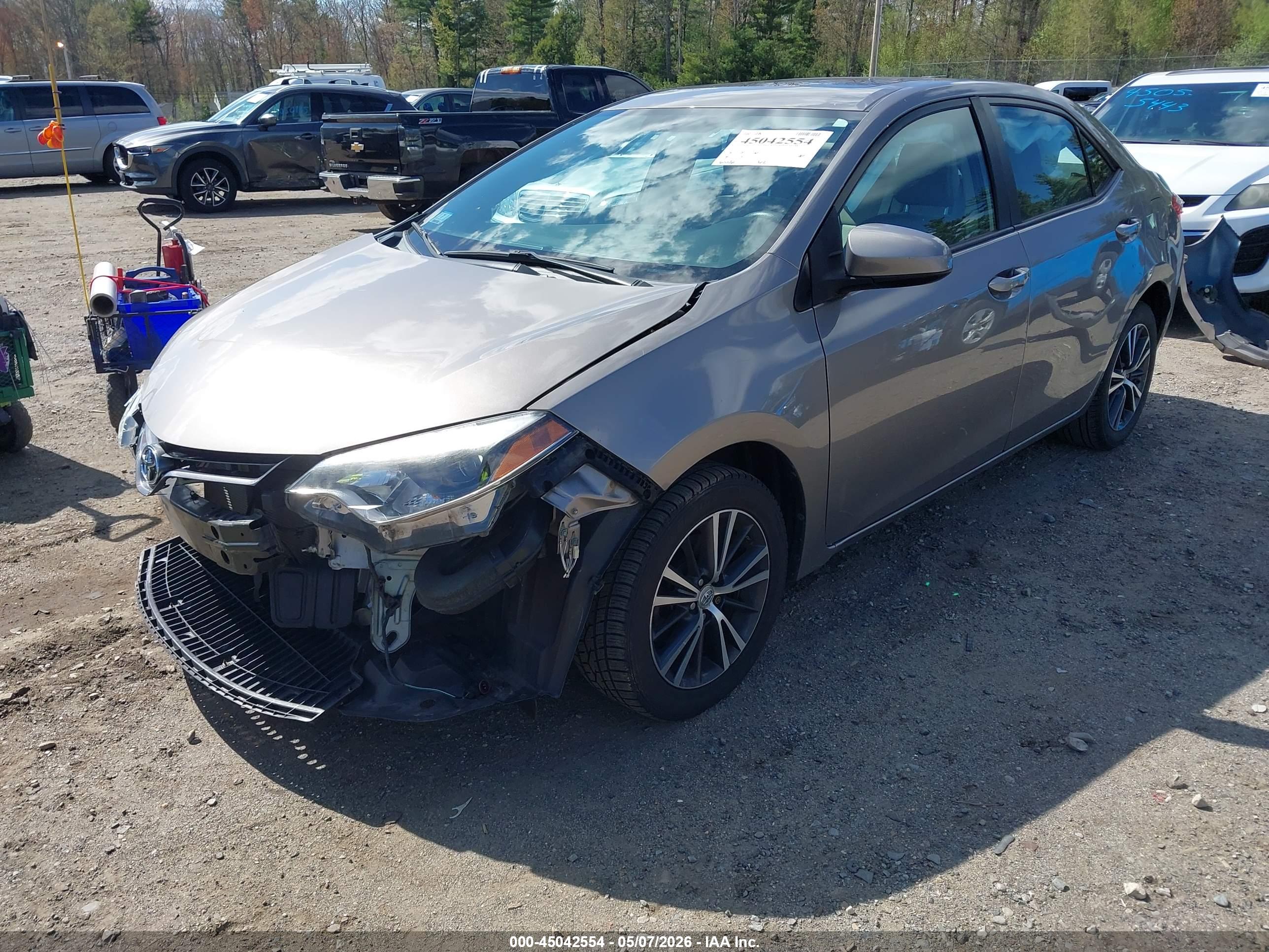 TOYOTA COROLLA image 2