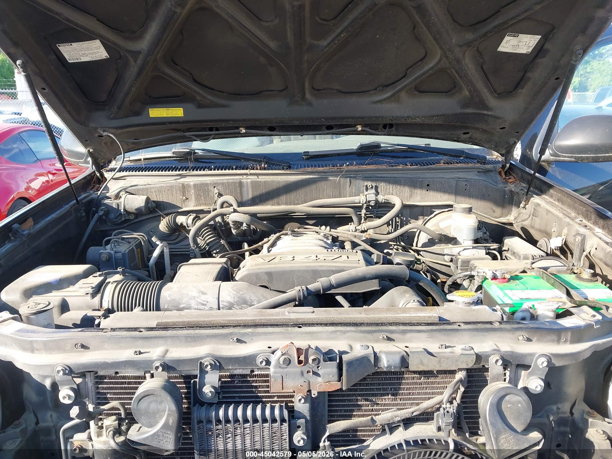 TOYOTA SEQUOIA image 10
