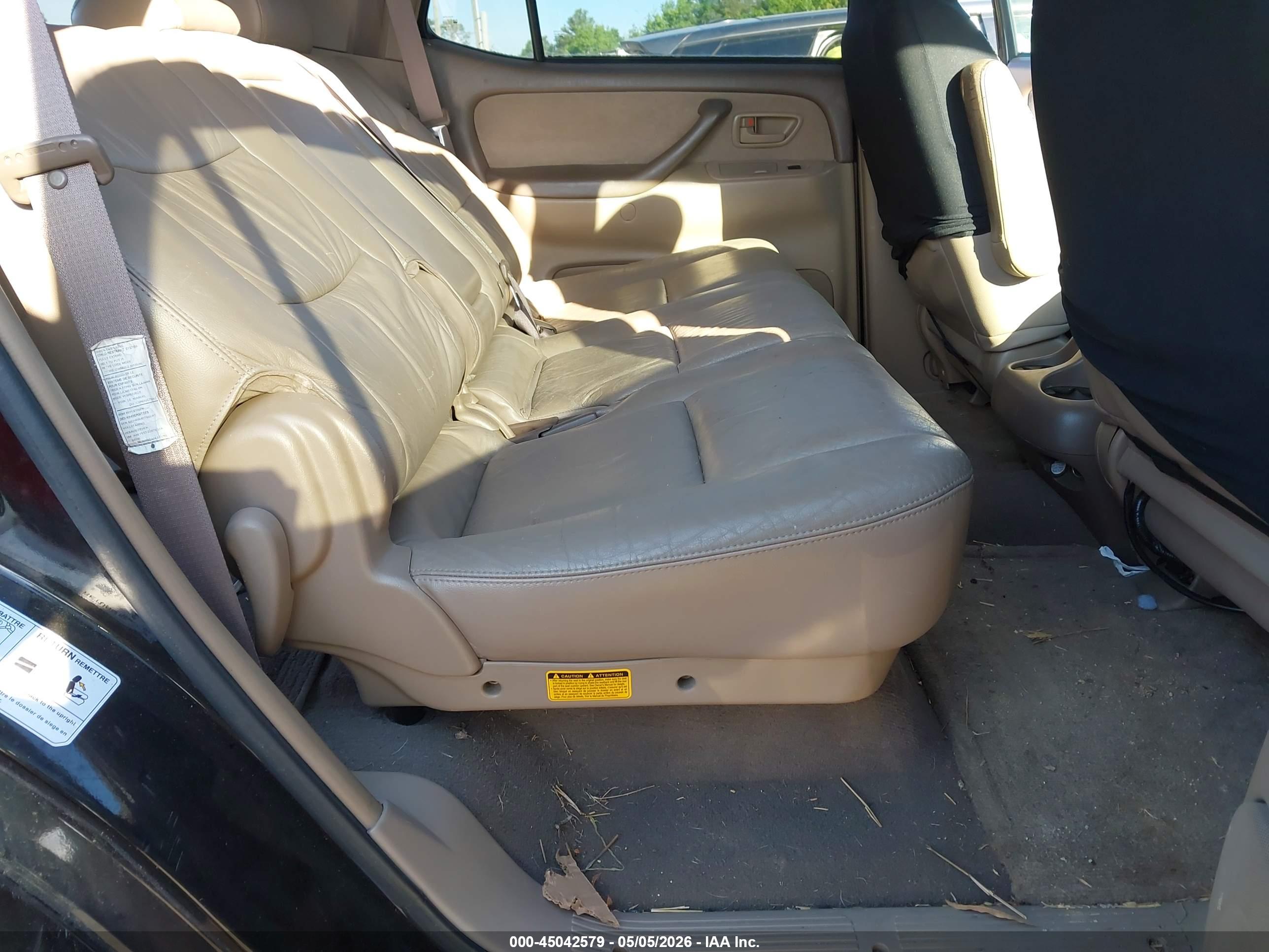 TOYOTA SEQUOIA image 8
