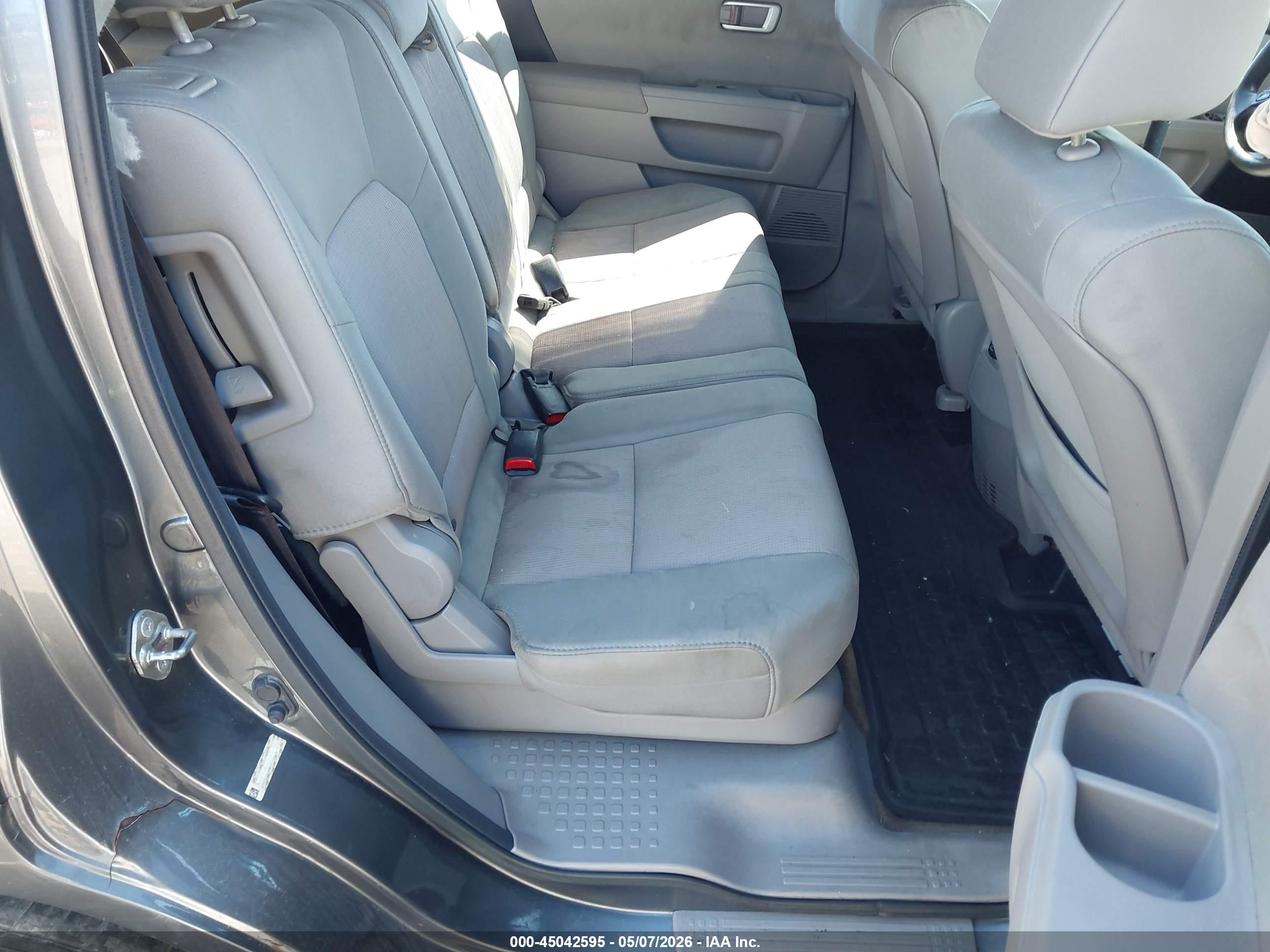 HONDA PILOT image 8