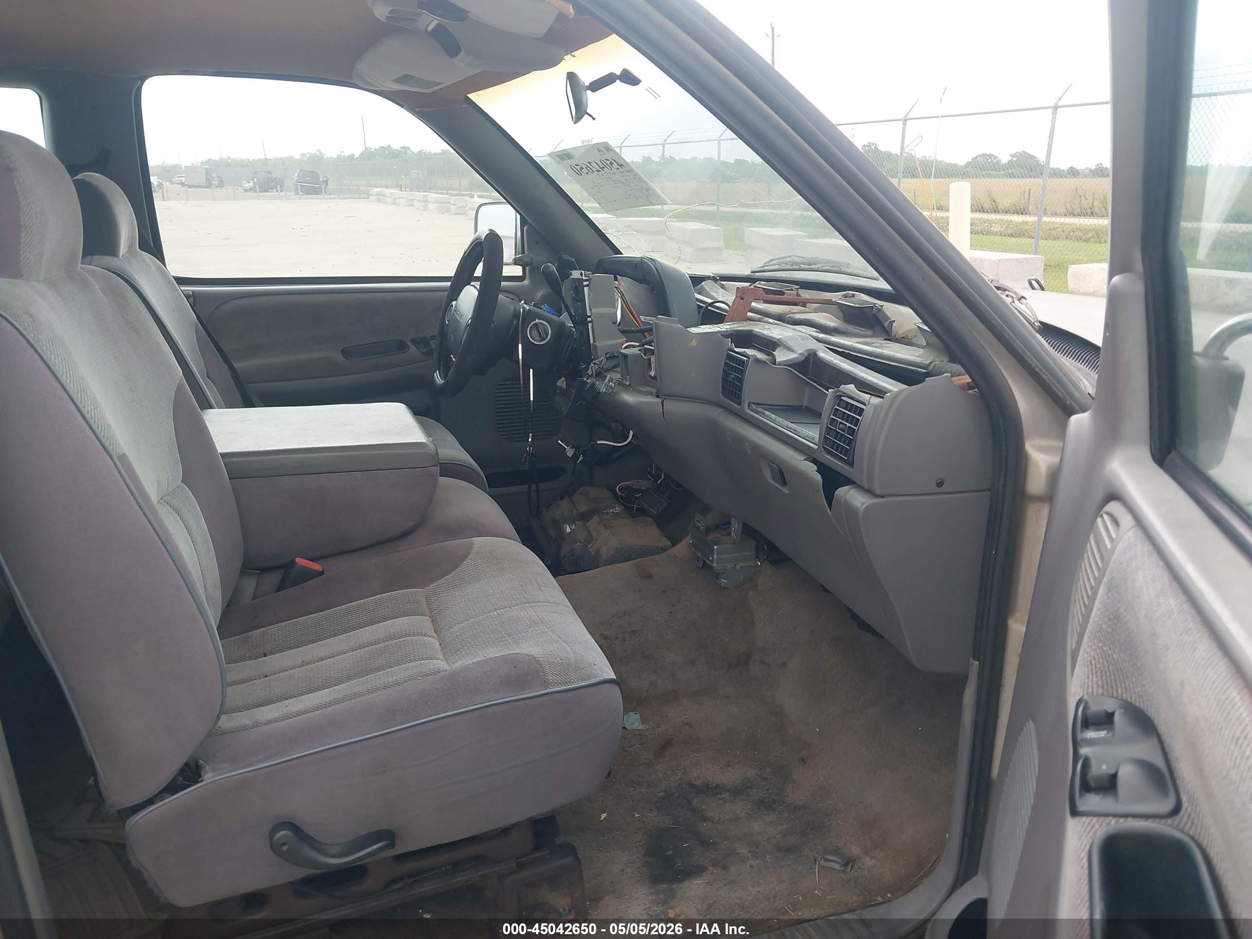 DODGE RAM image 5