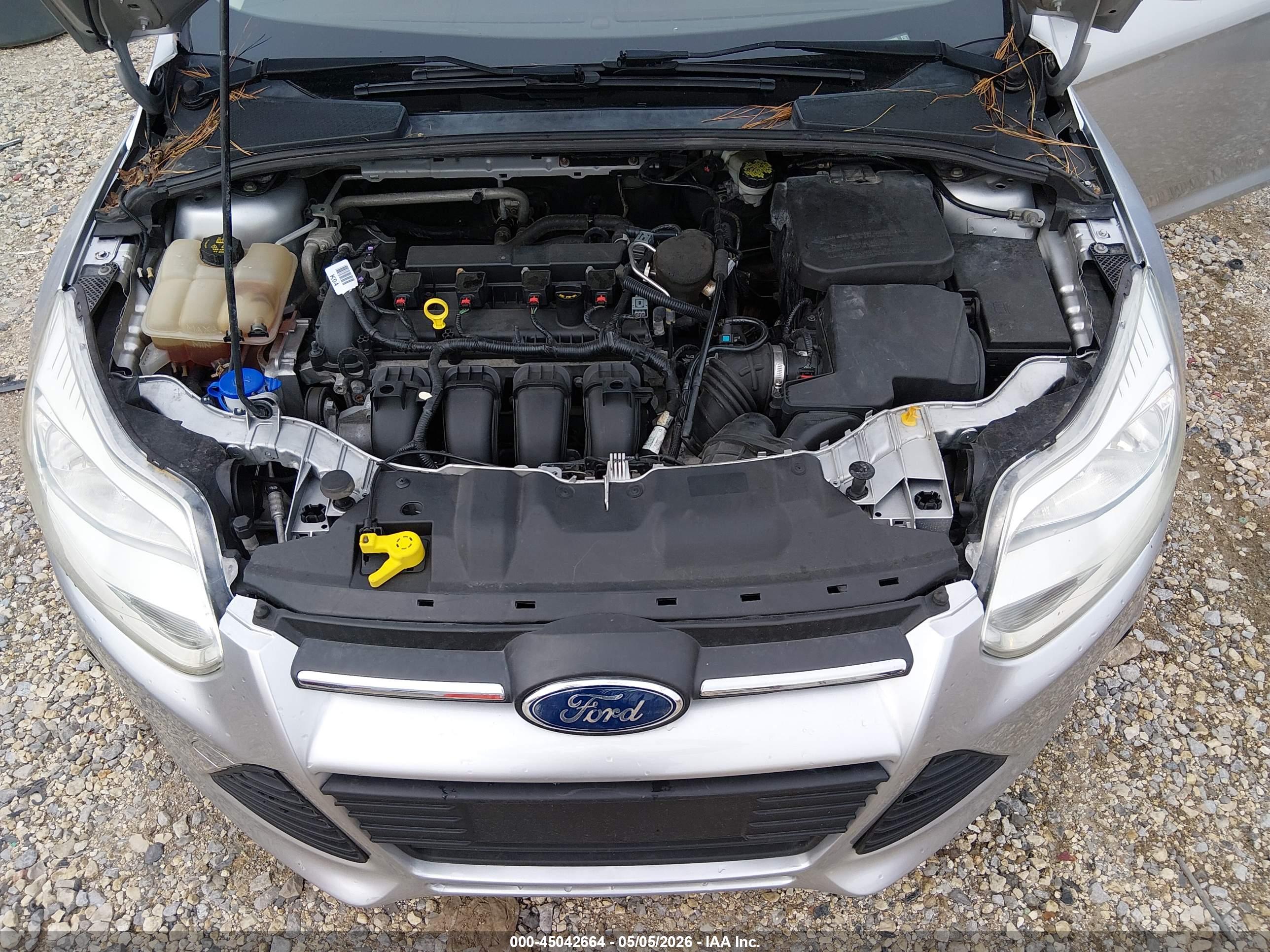 FORD FOCUS image 10