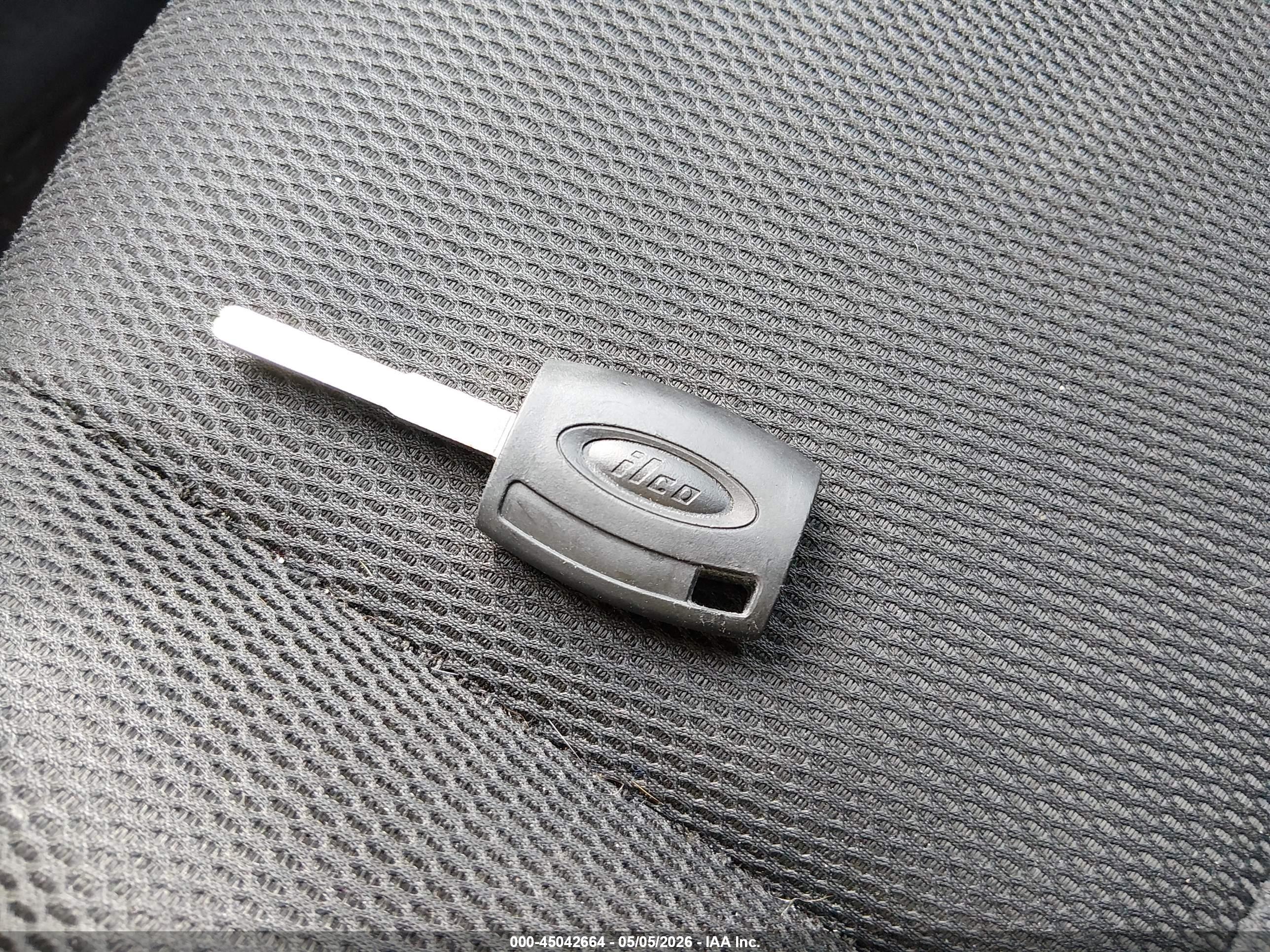 FORD FOCUS image 11