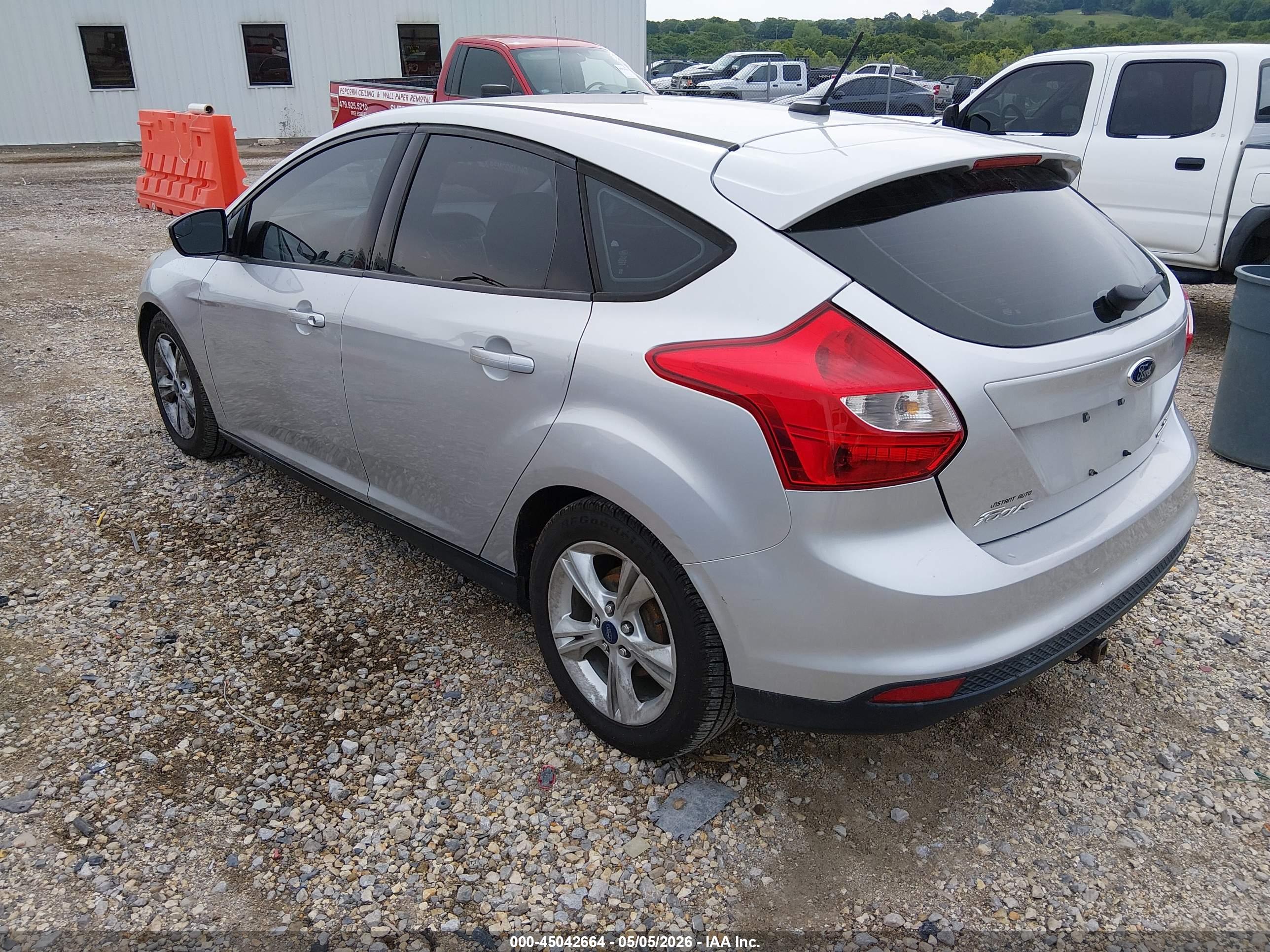 FORD FOCUS image 3