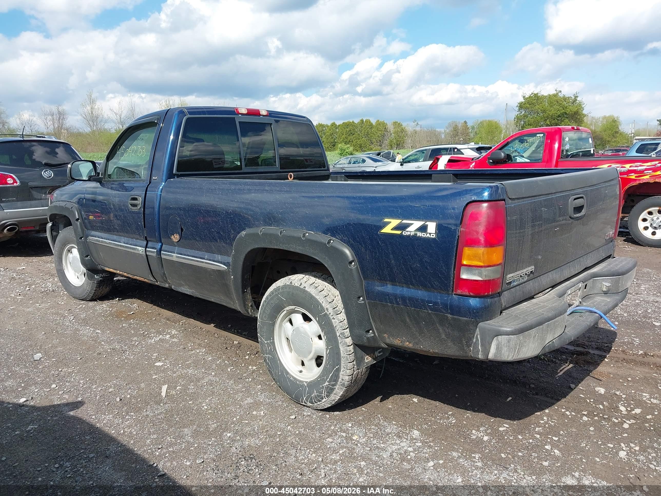 GMC SIERRA image 3