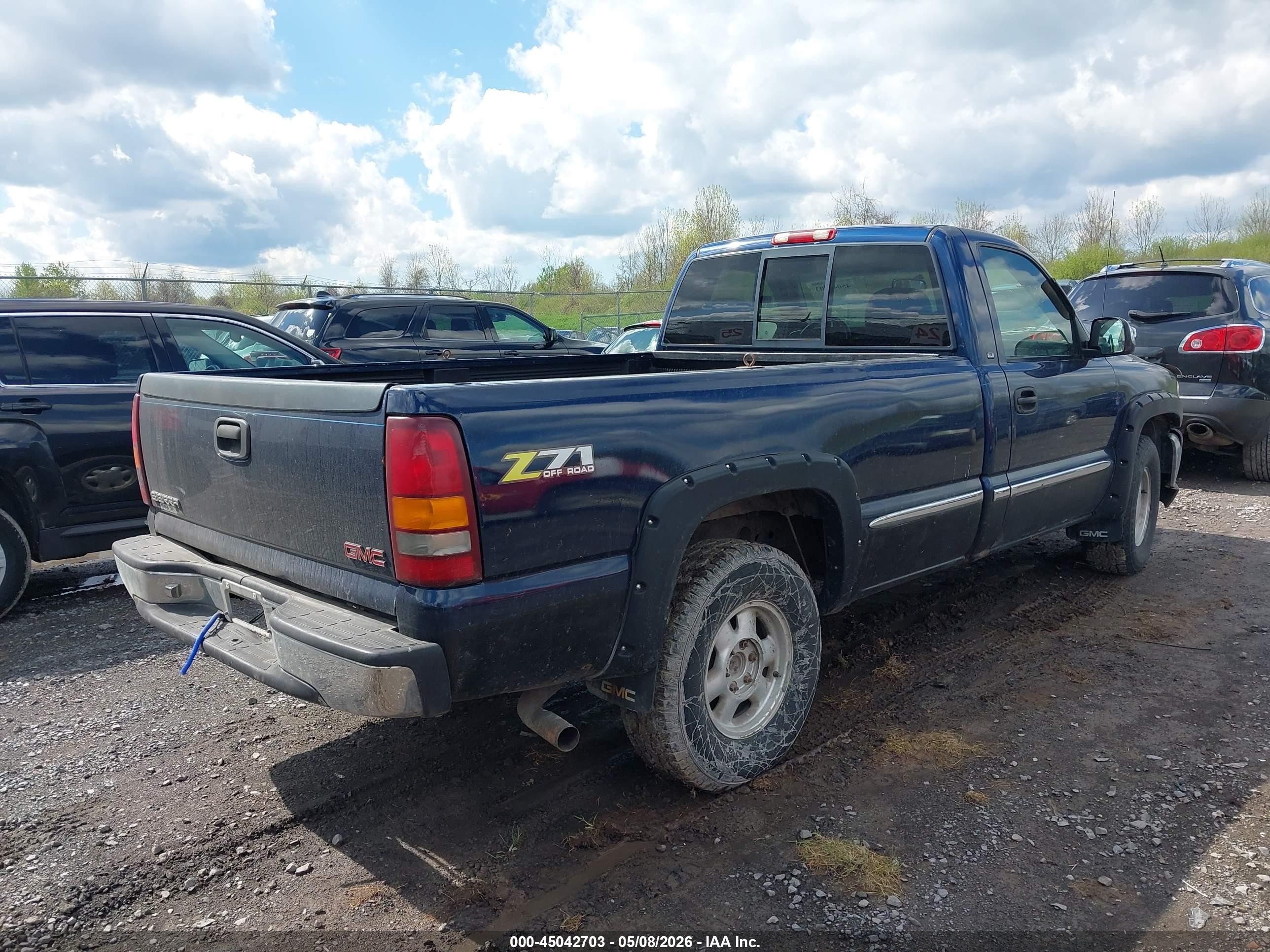 GMC SIERRA image 4