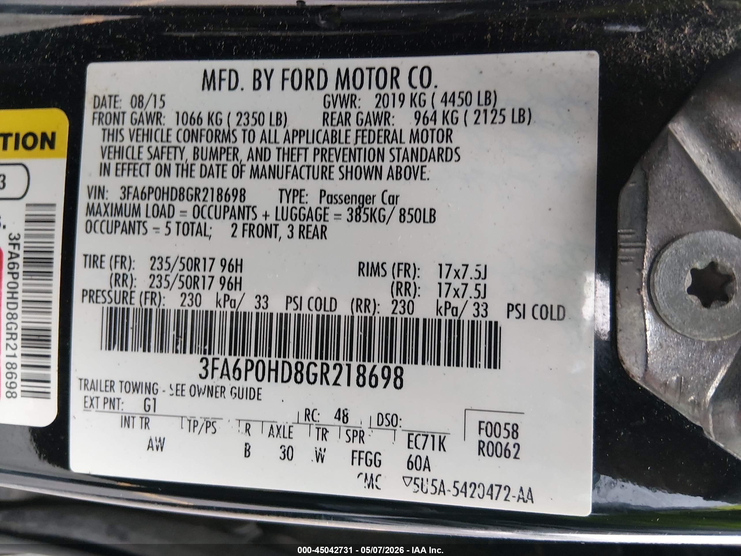 FORD FUSION image 9