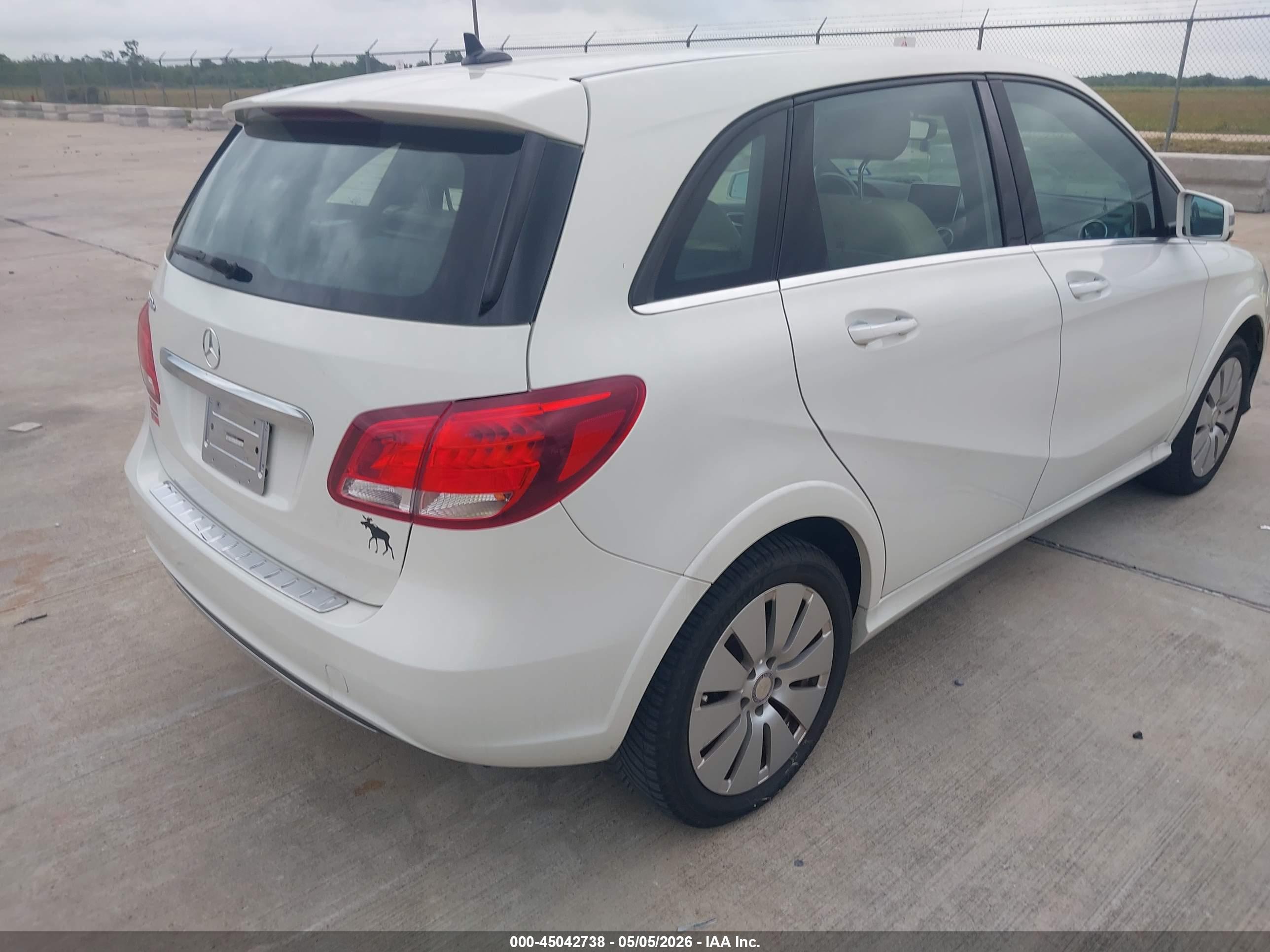 MERCEDES-BENZ B image 4