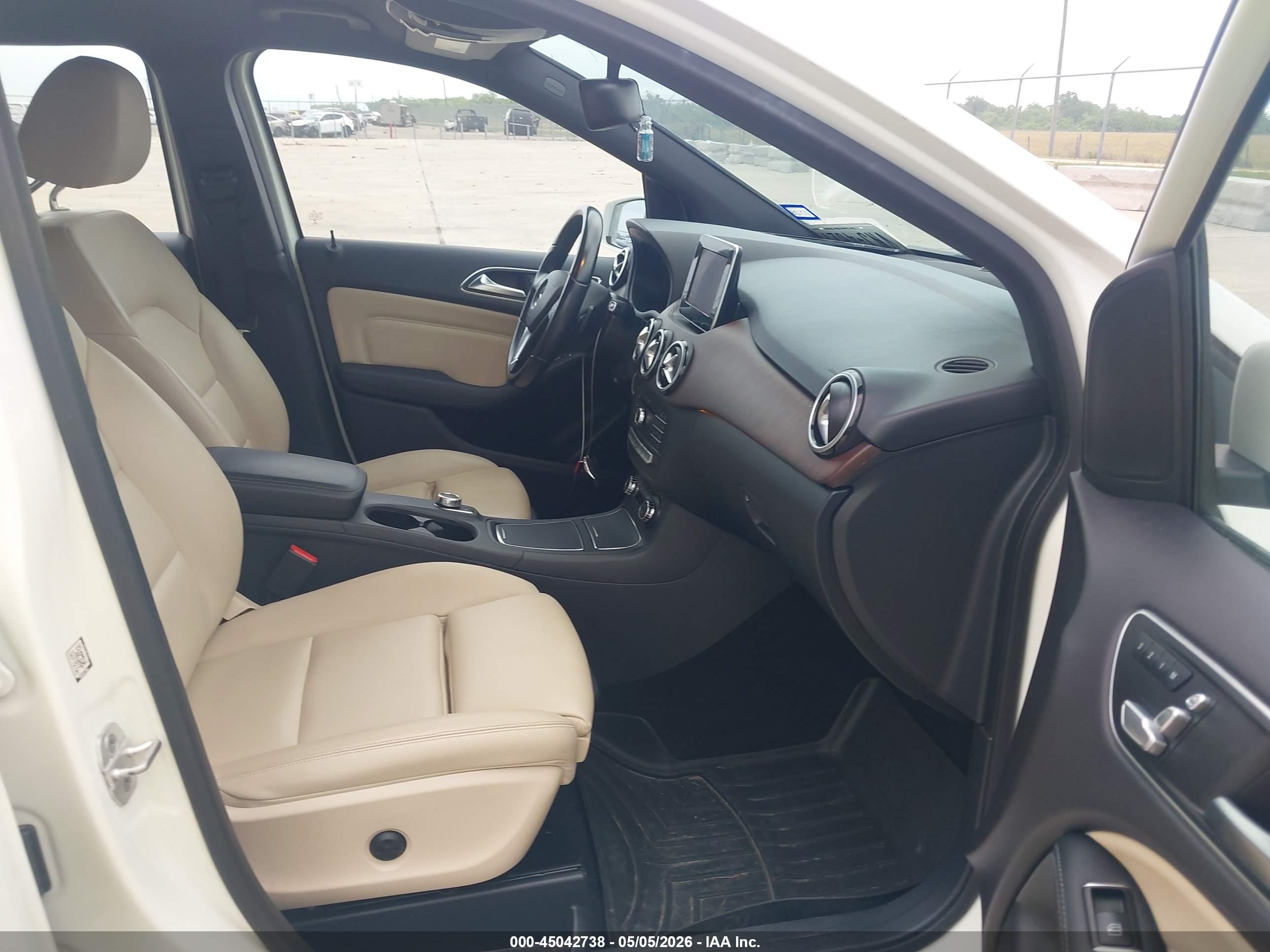 MERCEDES-BENZ B image 5