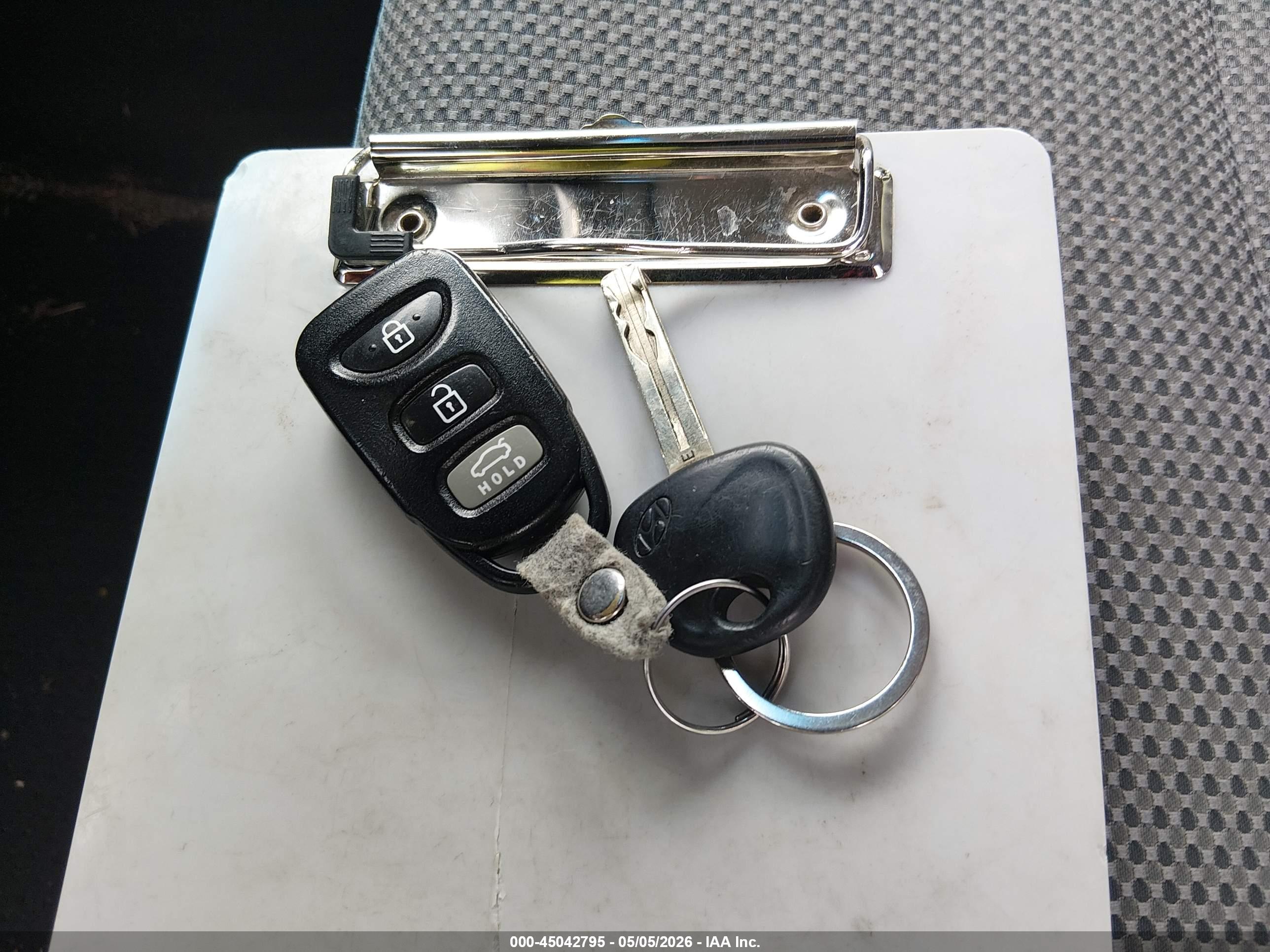 HYUNDAI SONATA image 11