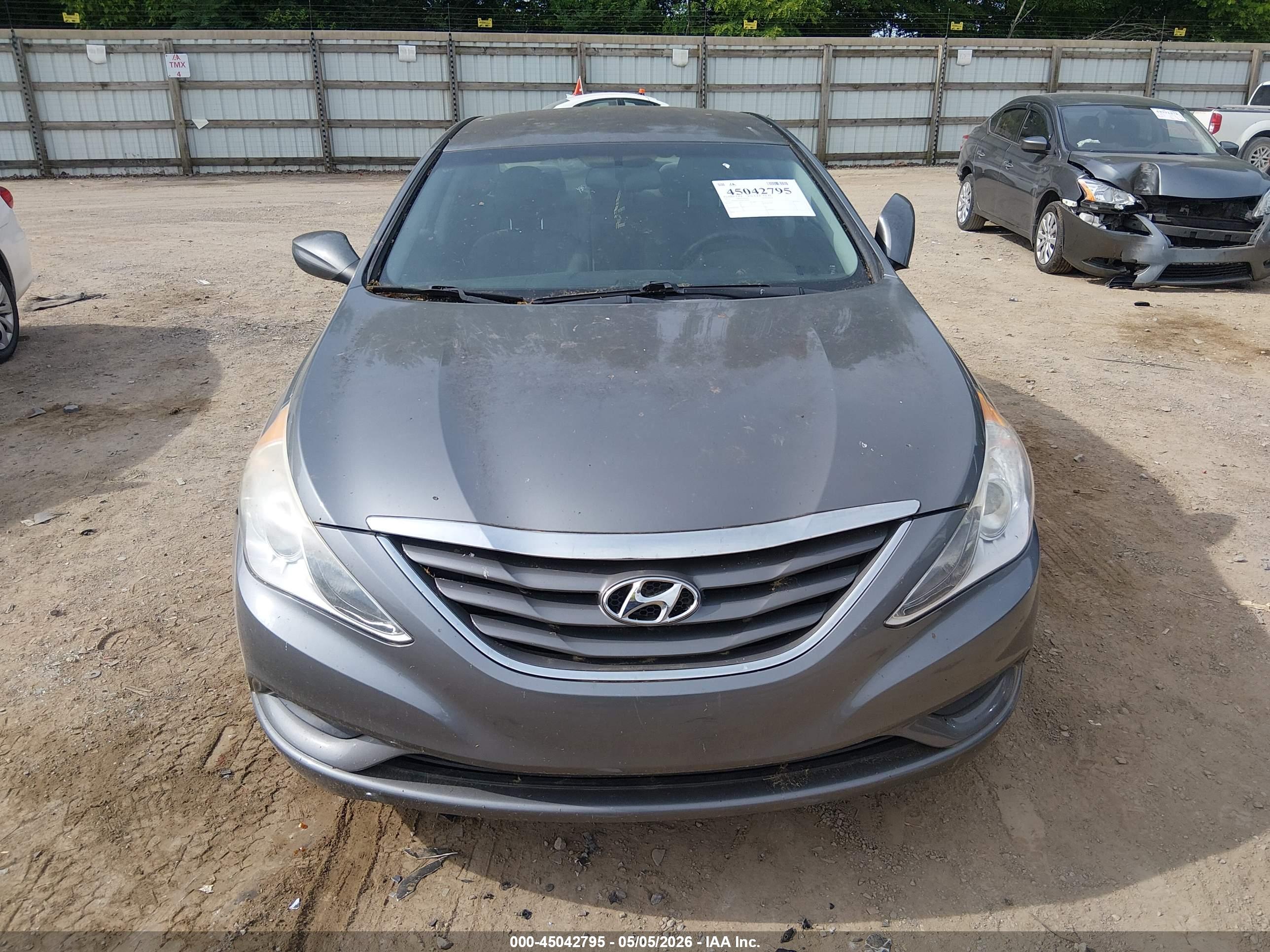 HYUNDAI SONATA image 6