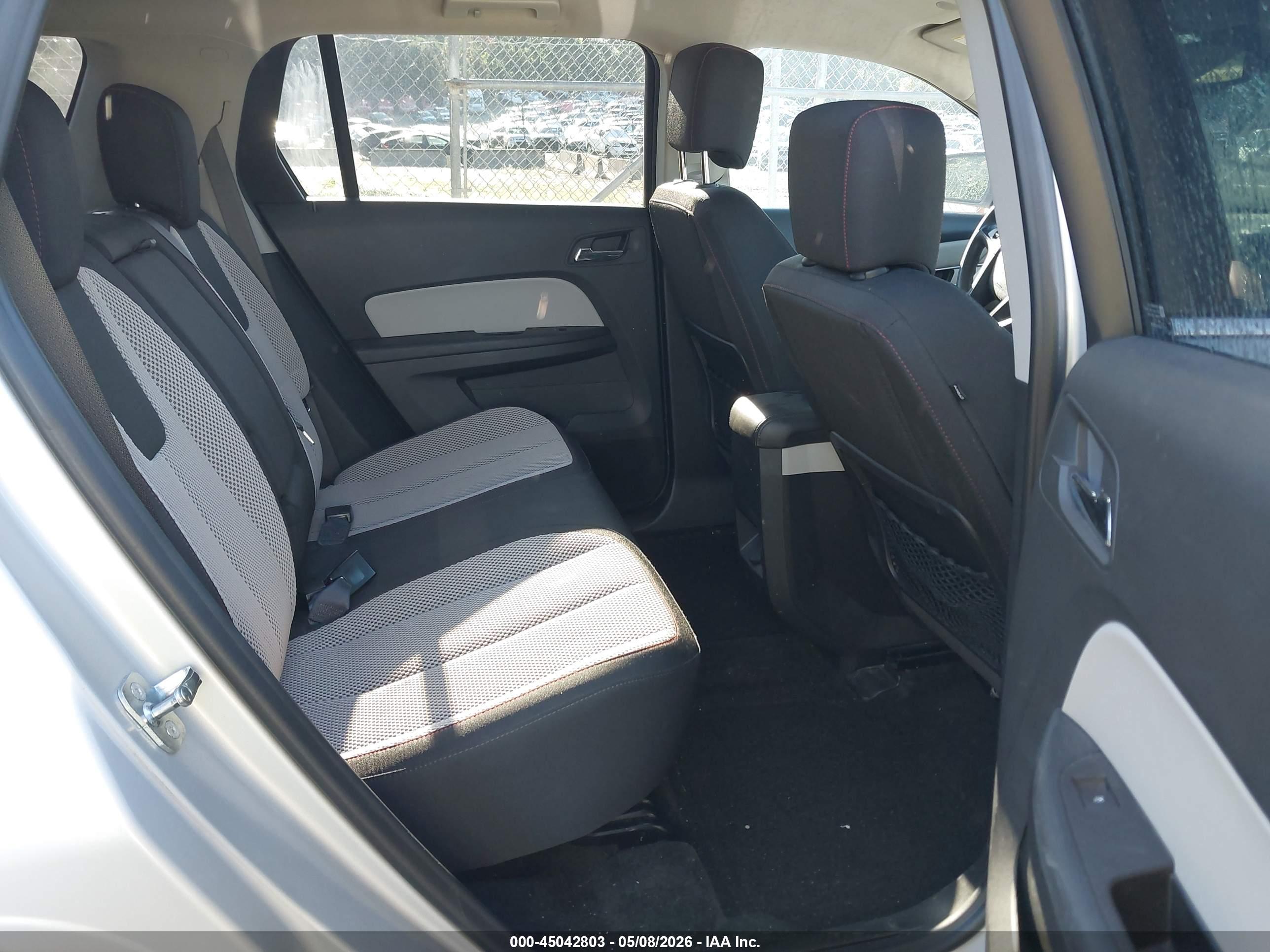 GMC TERRAIN image 8
