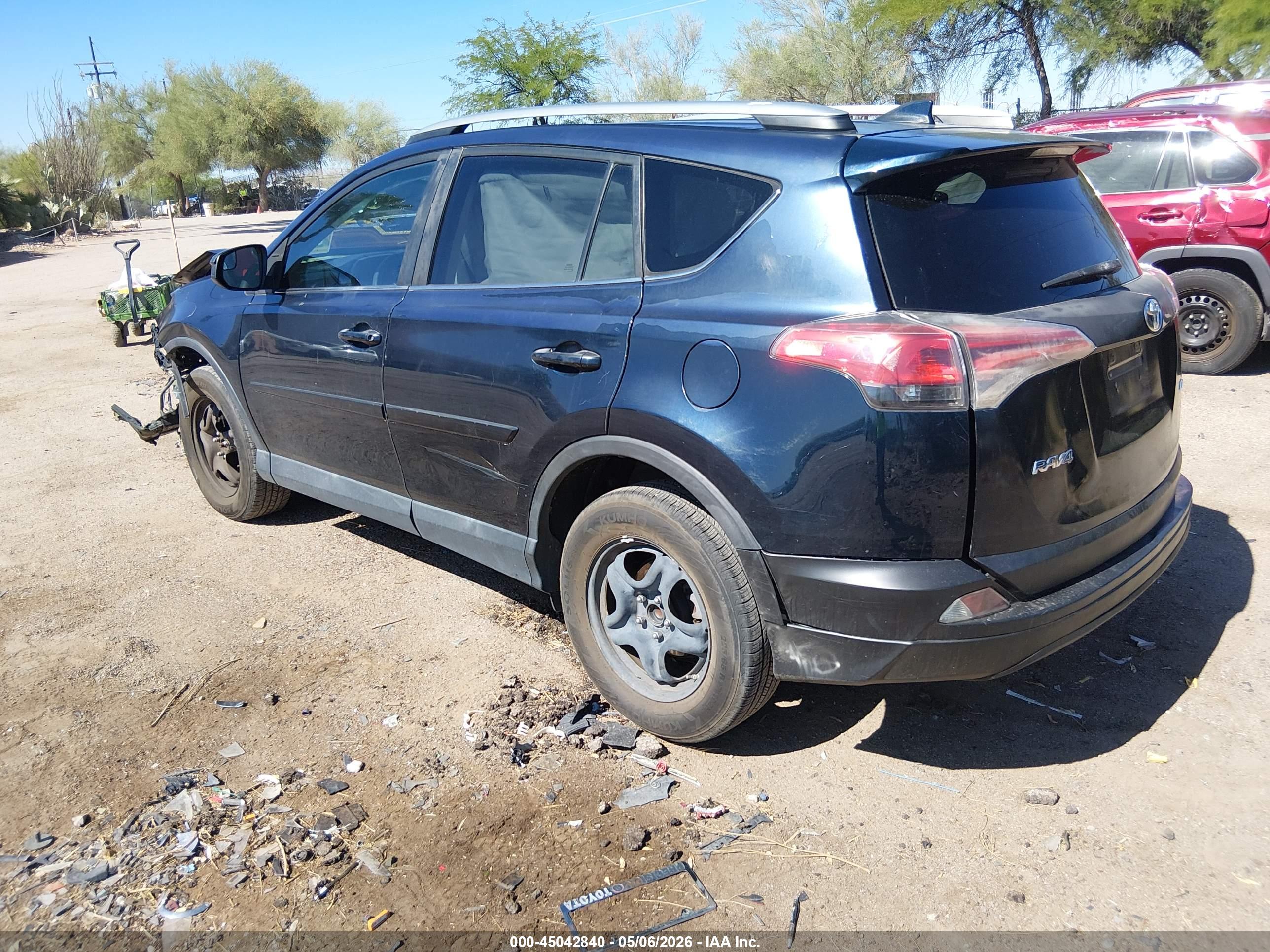 TOYOTA RAV4 image 3