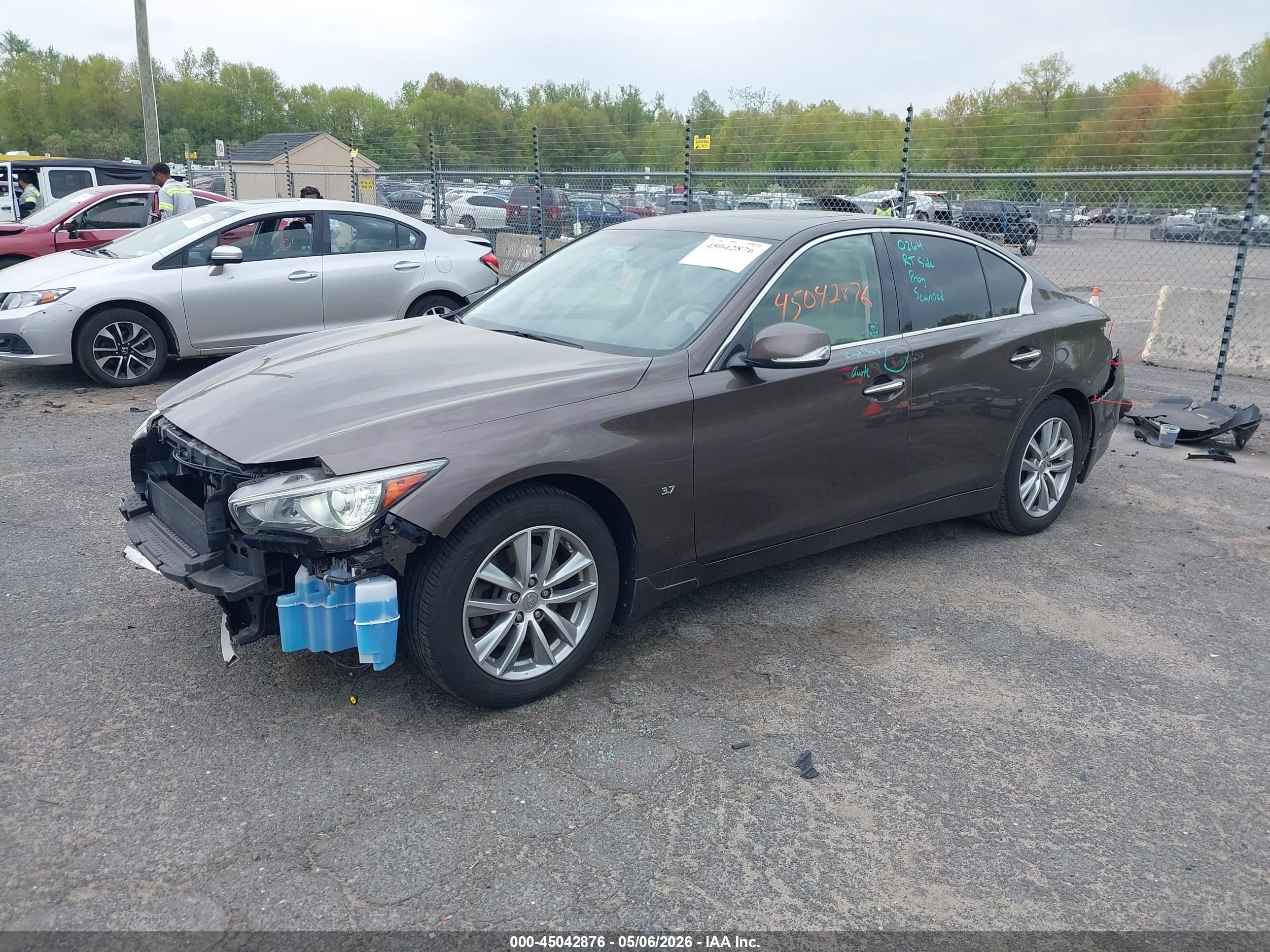 INFINITI Q50 image 2
