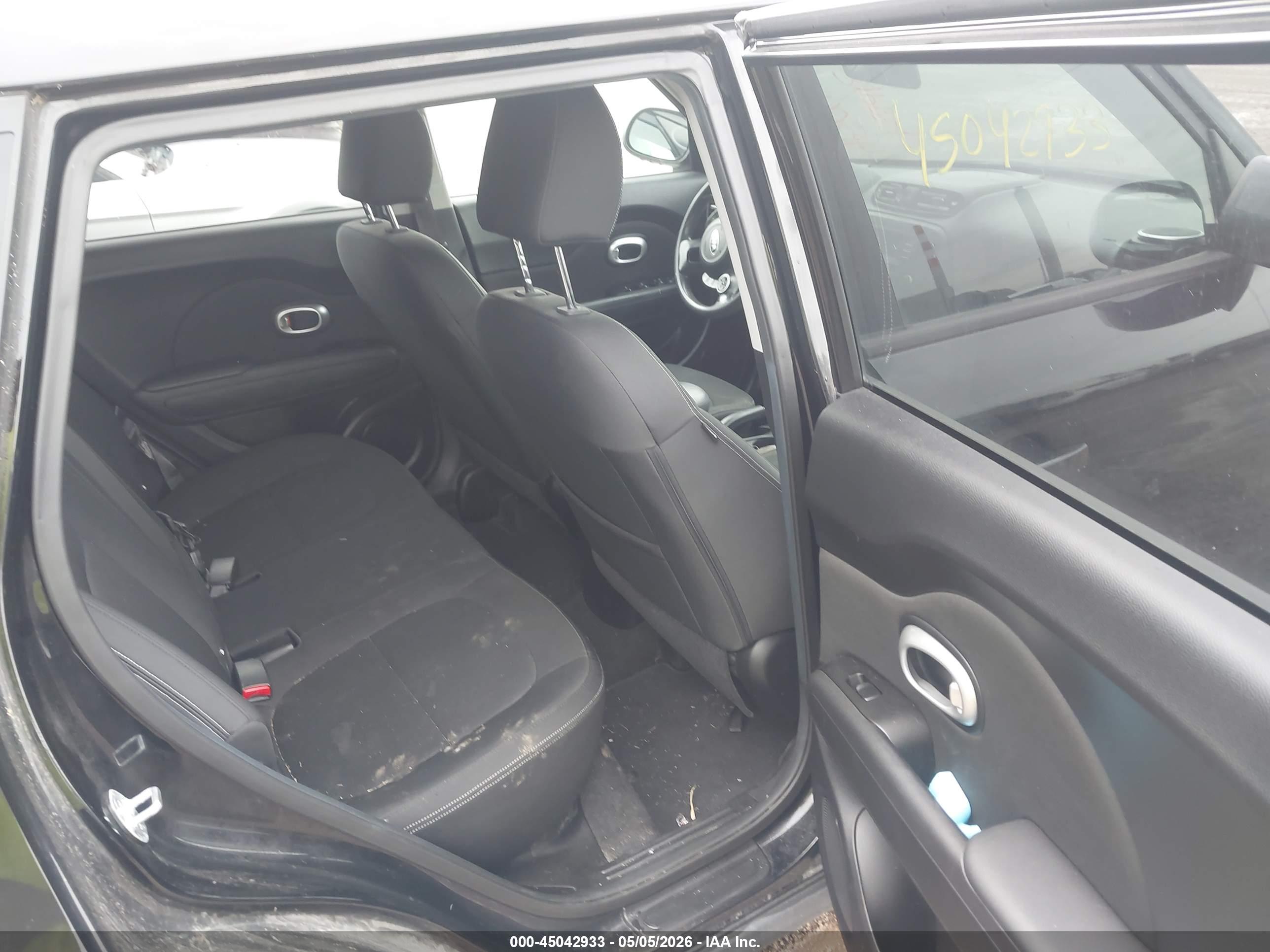 KIA SOUL image 8