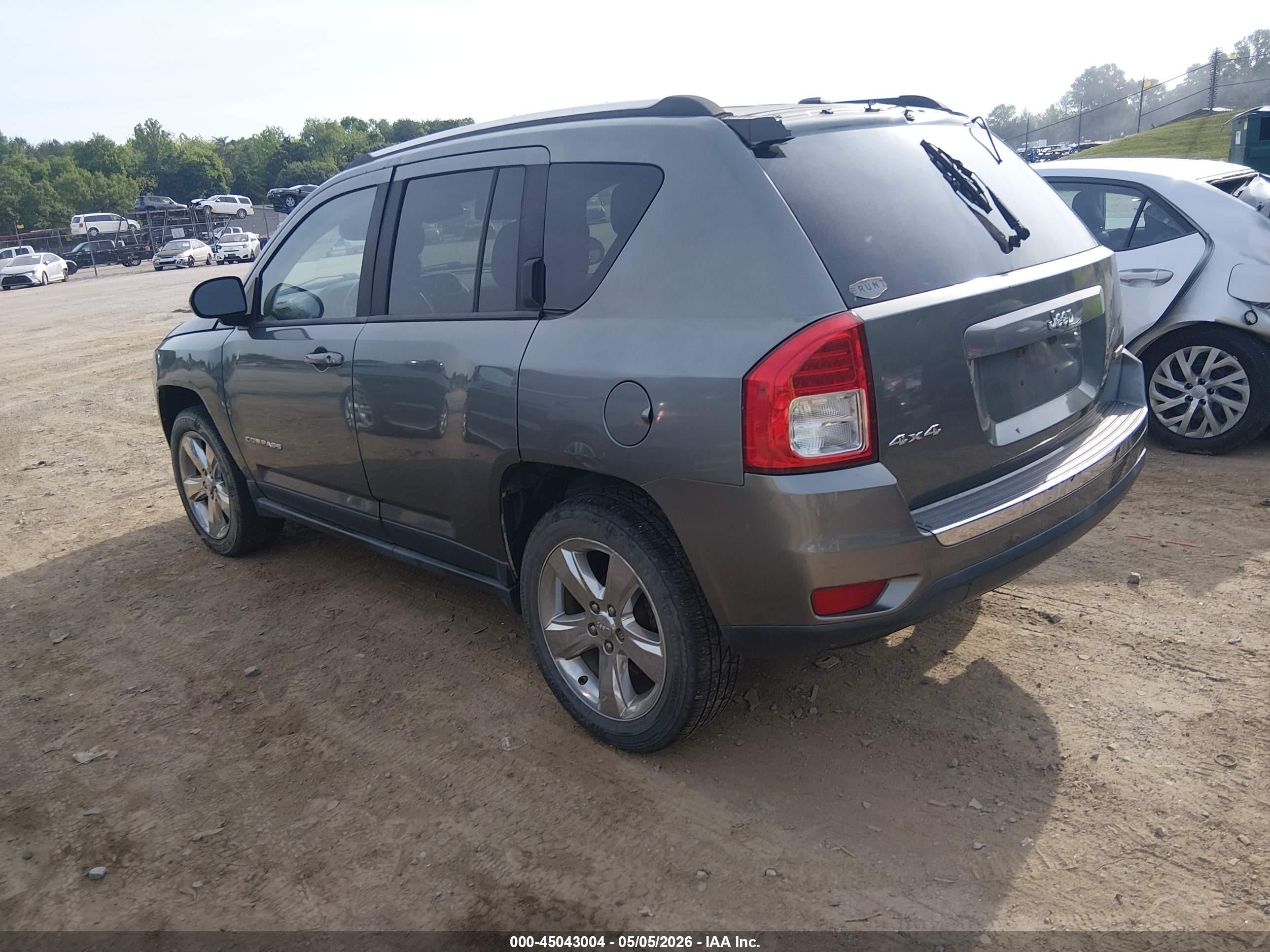 JEEP COMPASS image 3