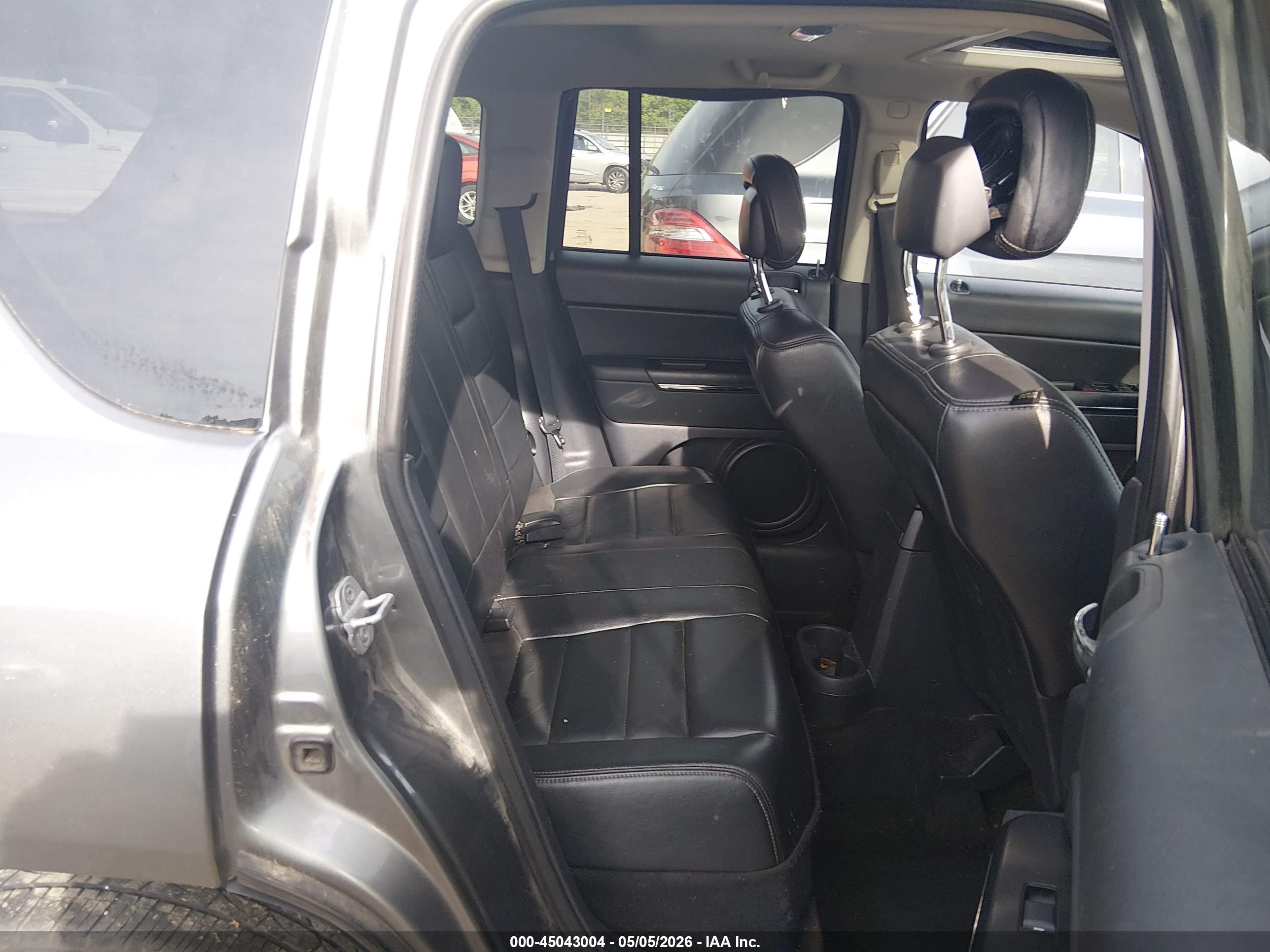 JEEP COMPASS image 8