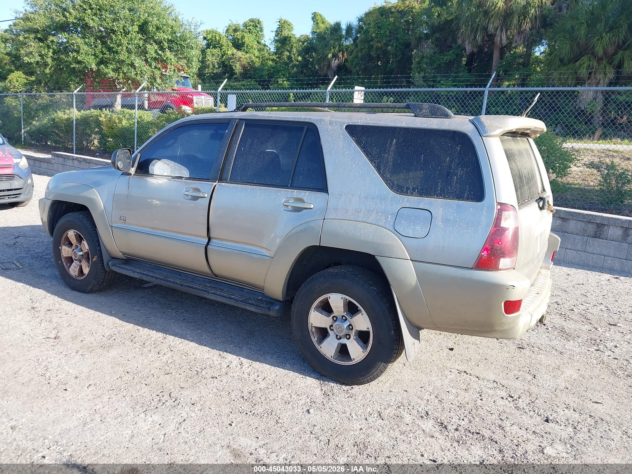 TOYOTA 4RUNNER image 3