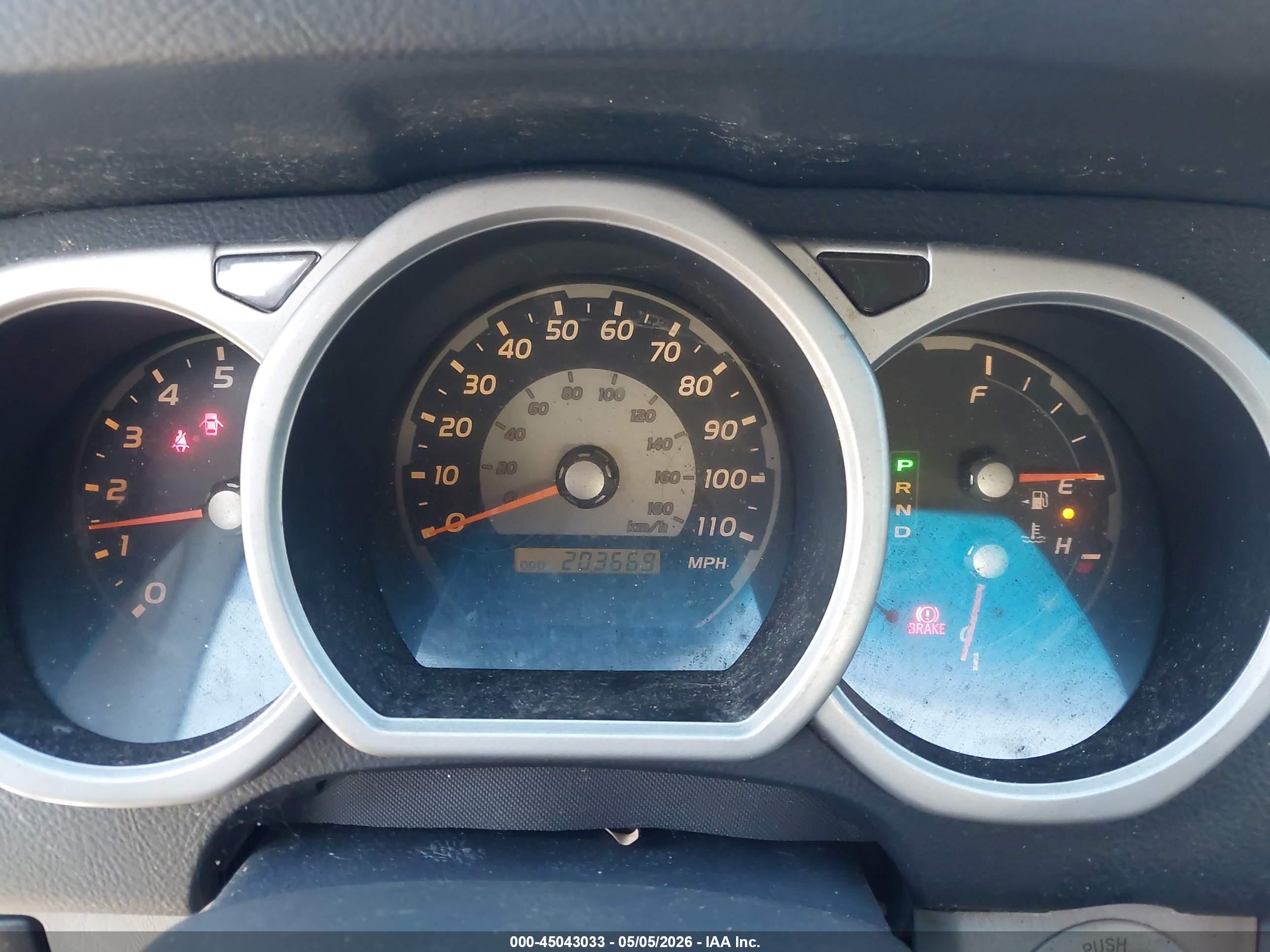 TOYOTA 4RUNNER image 7