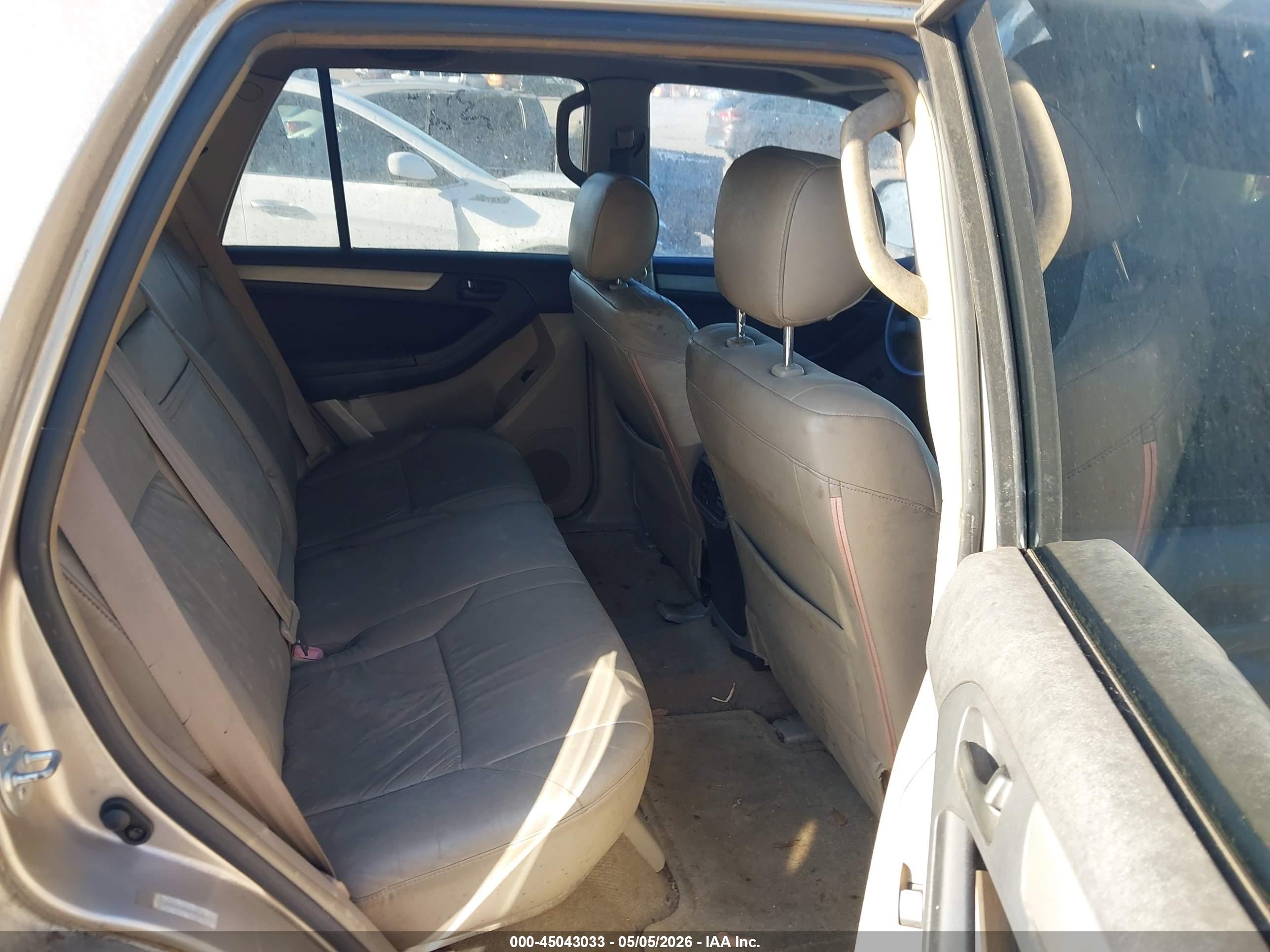 TOYOTA 4RUNNER image 8