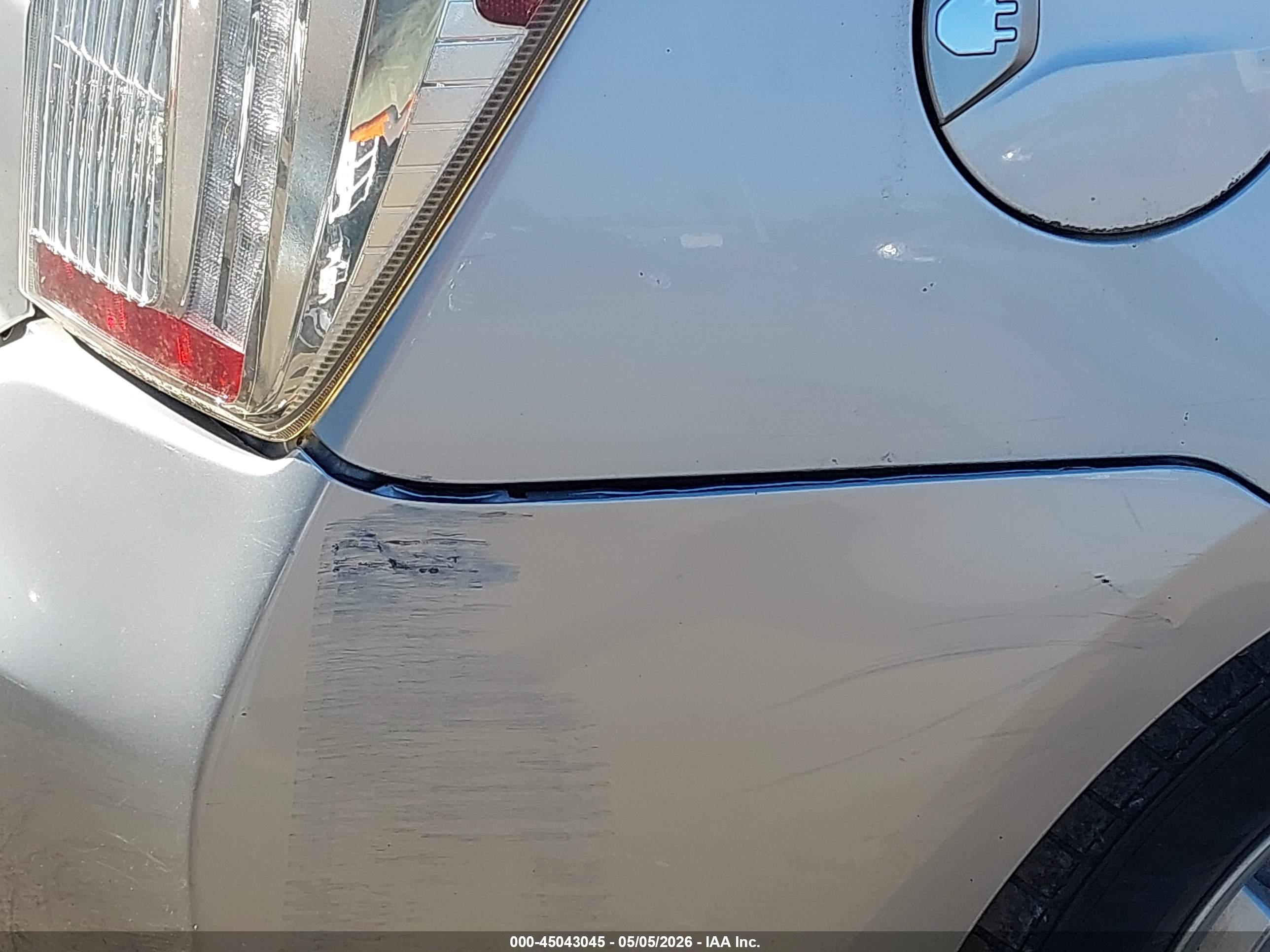 TOYOTA PRIUS image 6