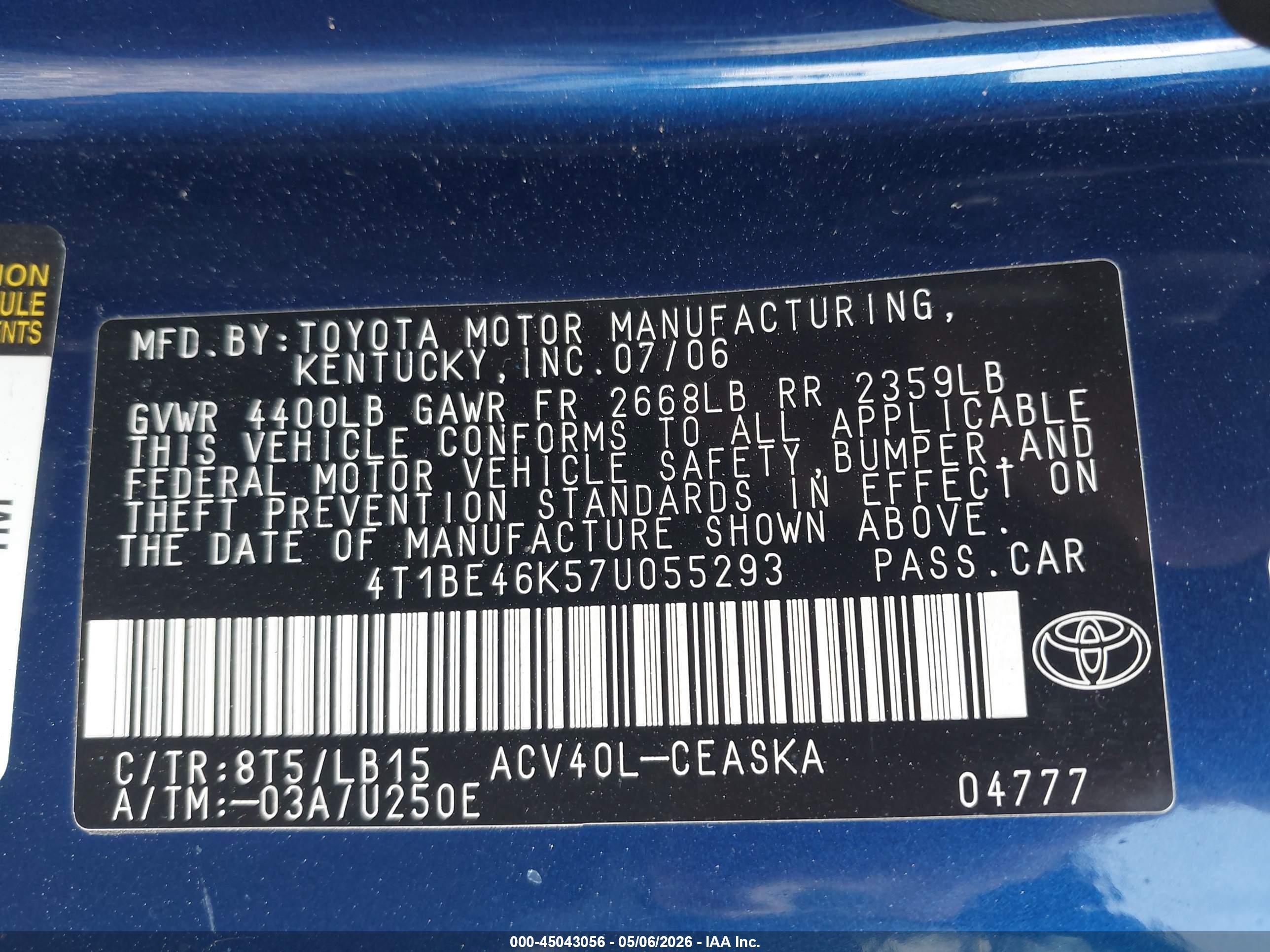 TOYOTA CAMRY image 9