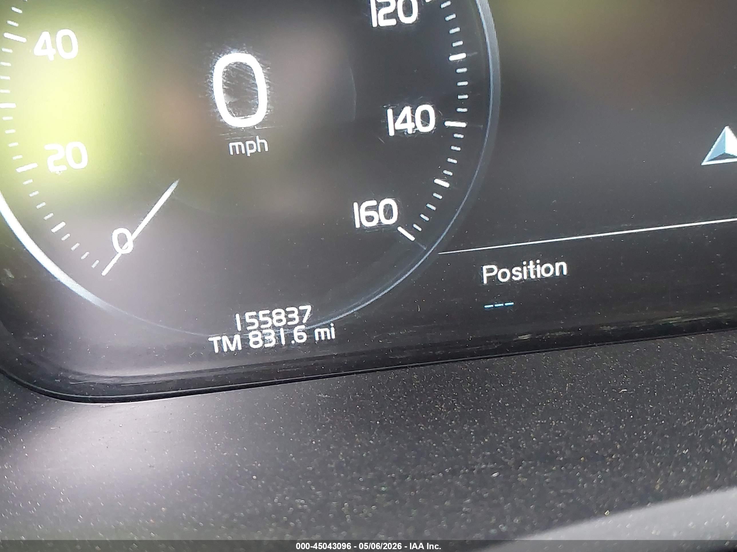VOLVO XC90 image 7
