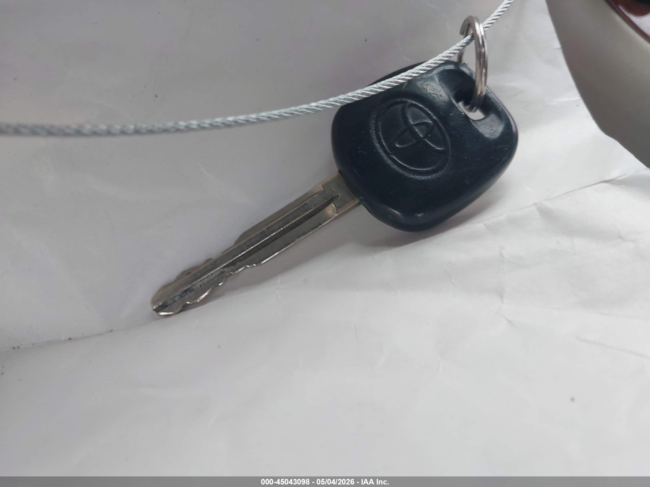 TOYOTA COROLLA image 11