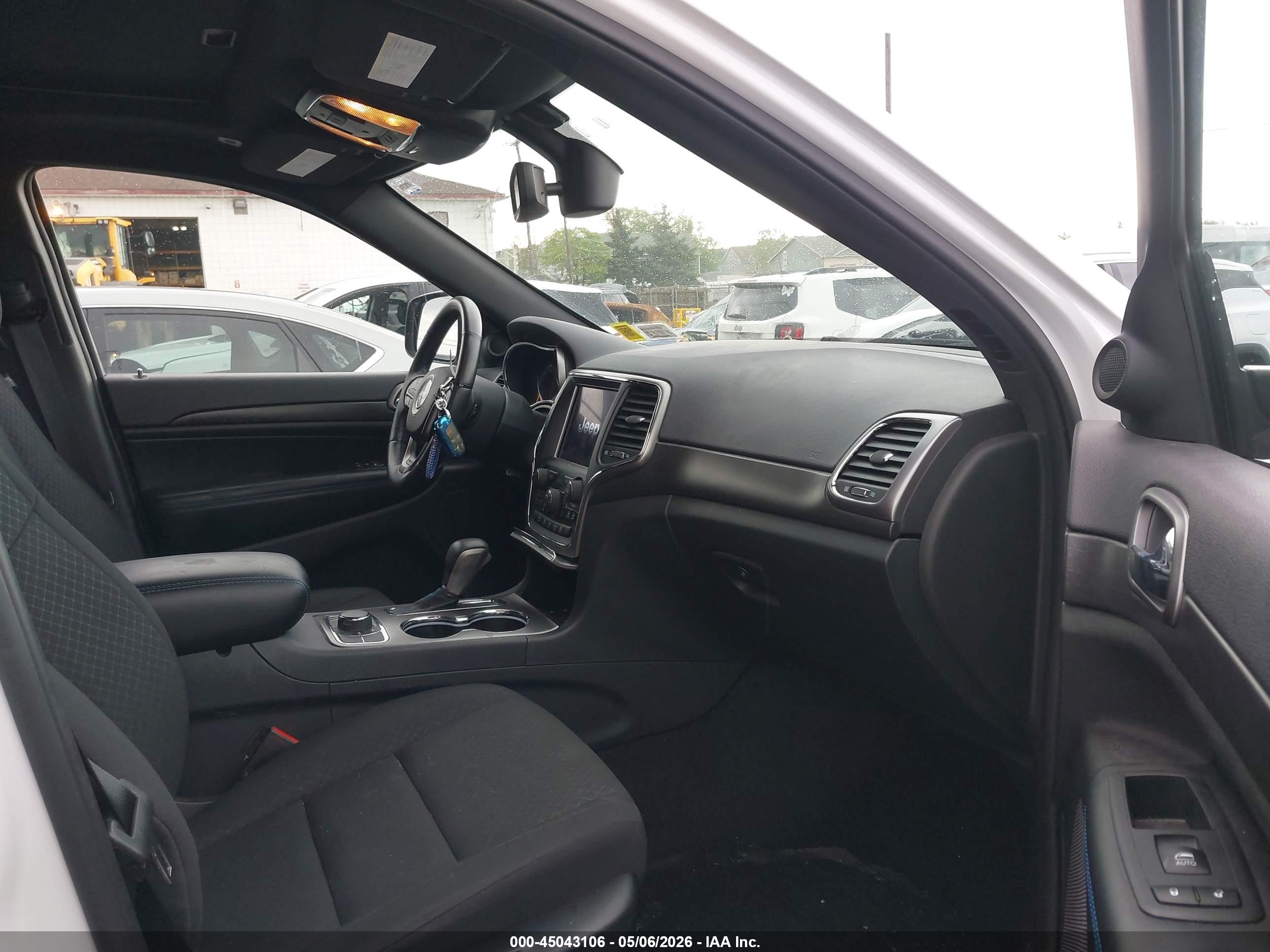 JEEP GRAND image 5